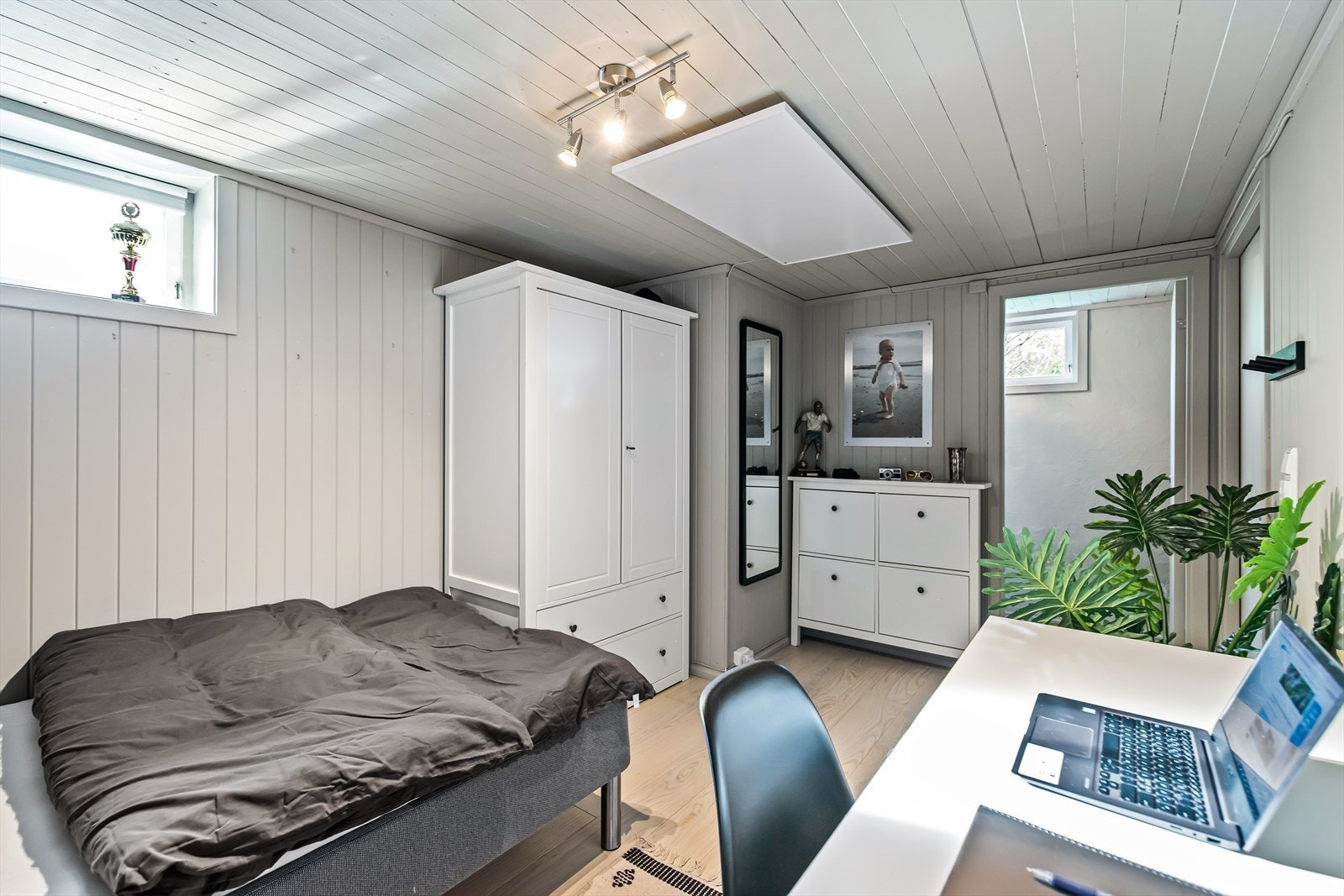 Underetasjen er innredet (rommet er ikke godkjent for varig opphold) Galleribilde