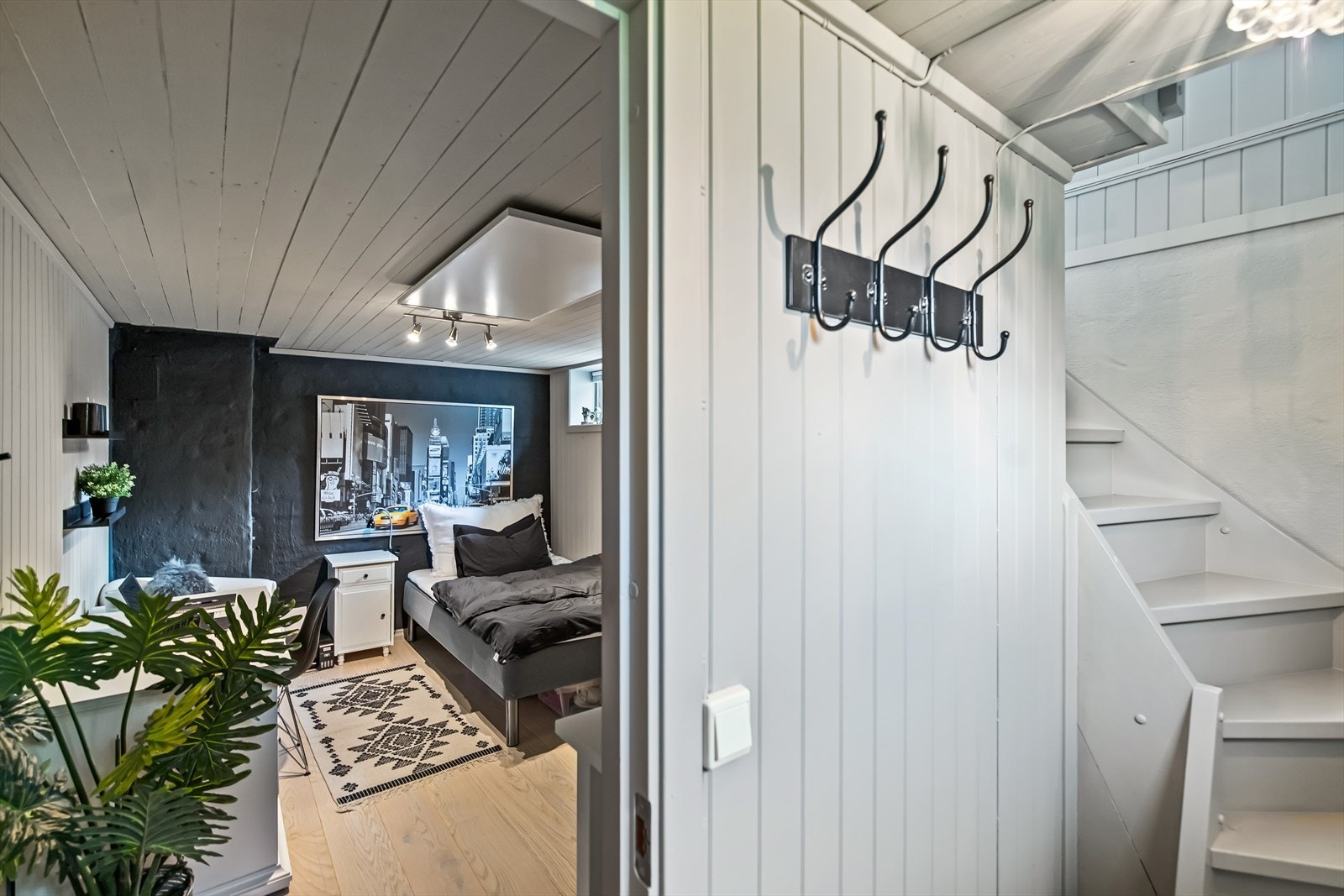 Underetasjen er innredet (rommet er ikke godkjent for varig opphold) Galleribilde