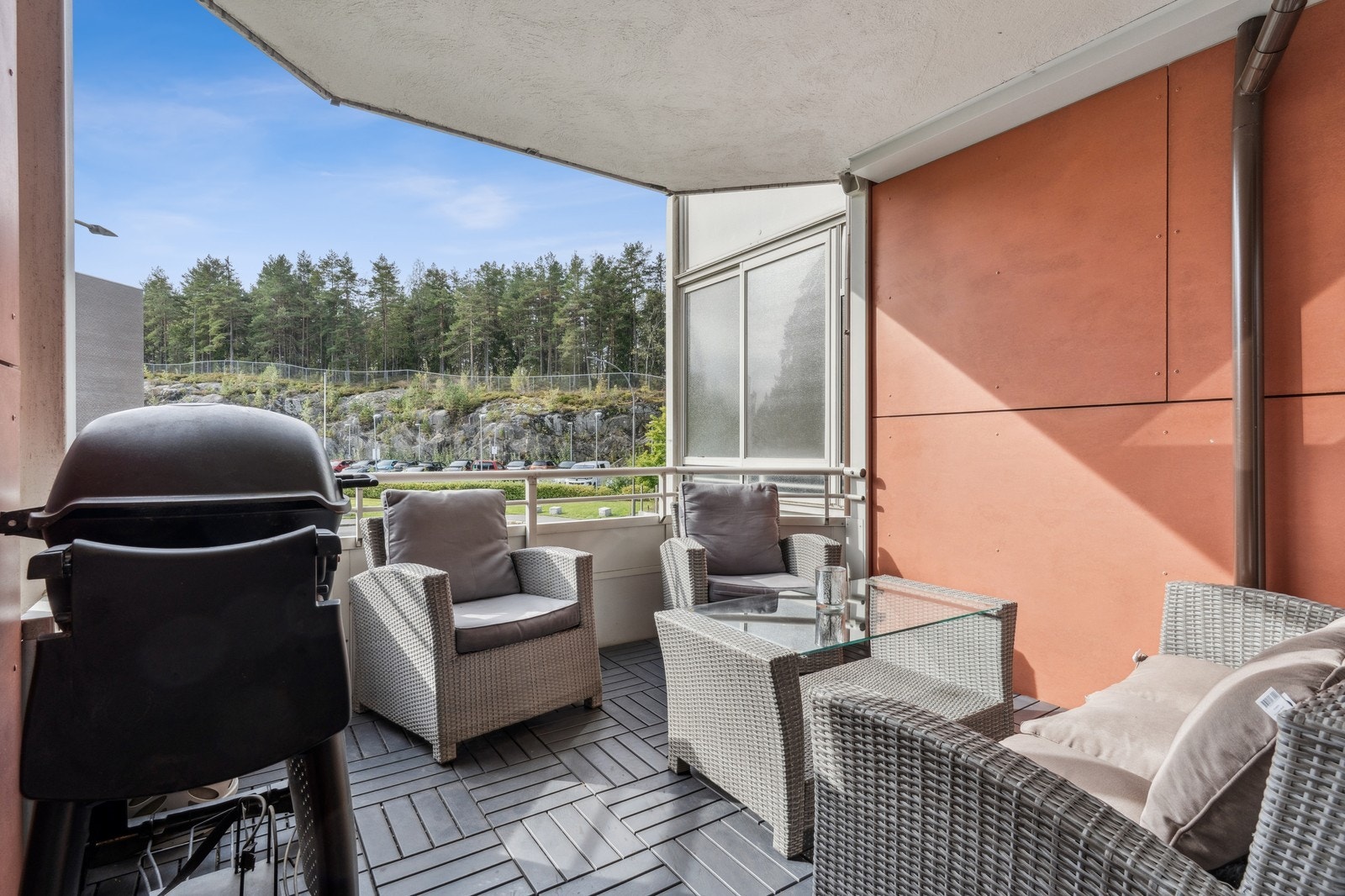 Møblert balkong med sittegruppe Galleribilde