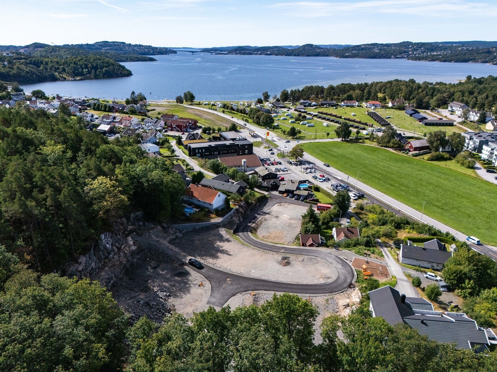 8 solrike enebolig-tomter i naturskjønne omgivelser på Hamresanden. Galleribilde