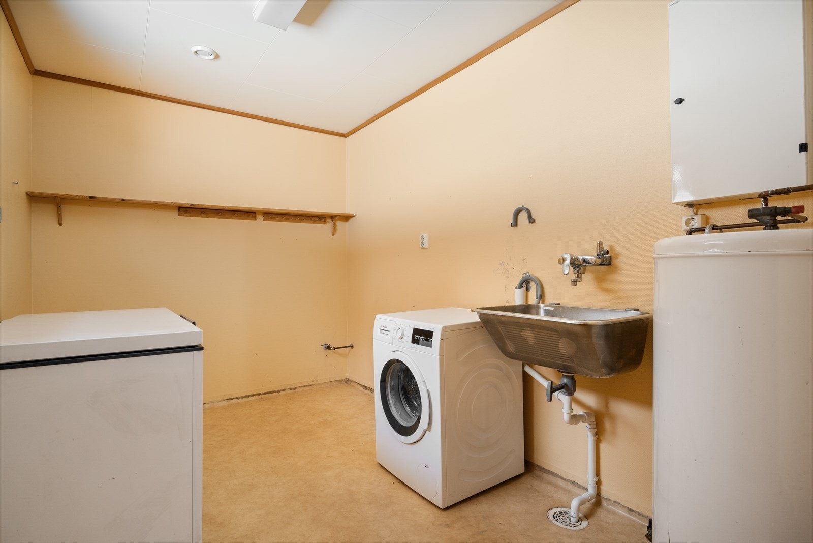 Vaskerom Galleribilde