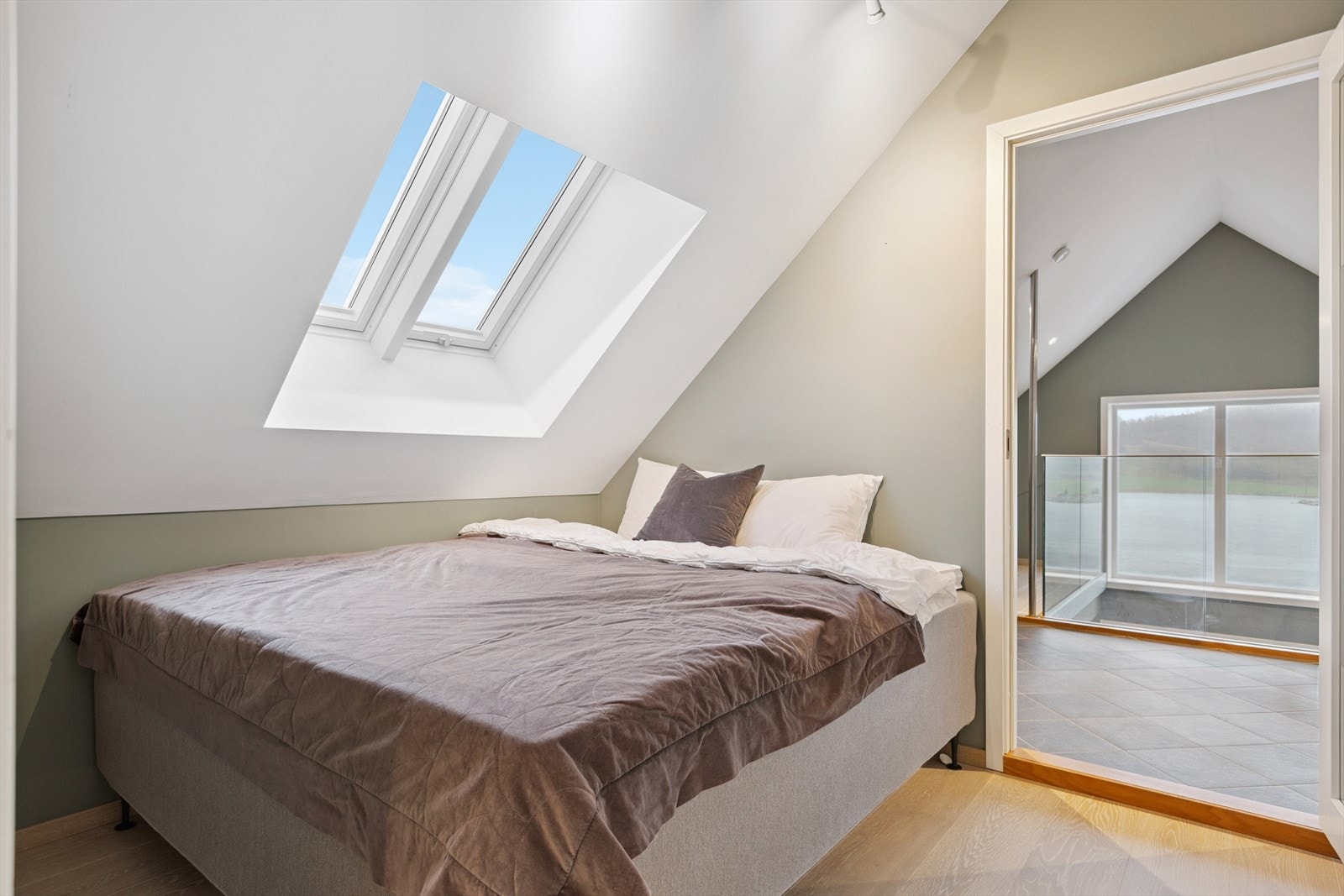 Soverom nummer to på 10,5m². Galleribilde