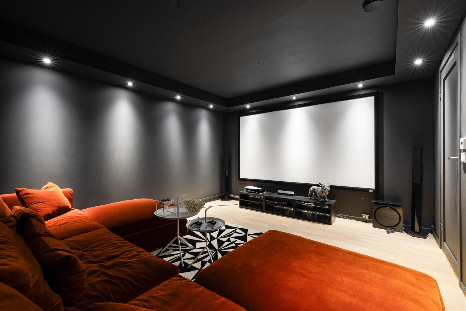 Kinorom i underetg. Galleribilde