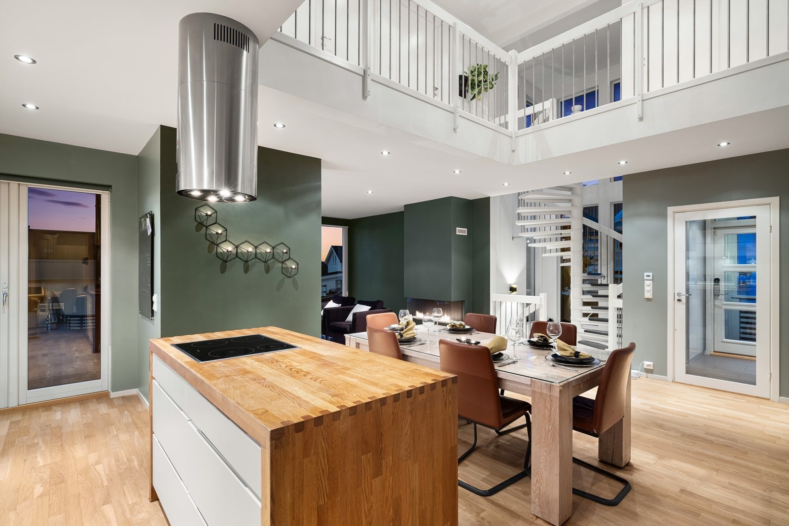 Boligen er innredet med sosiale soner Galleribilde