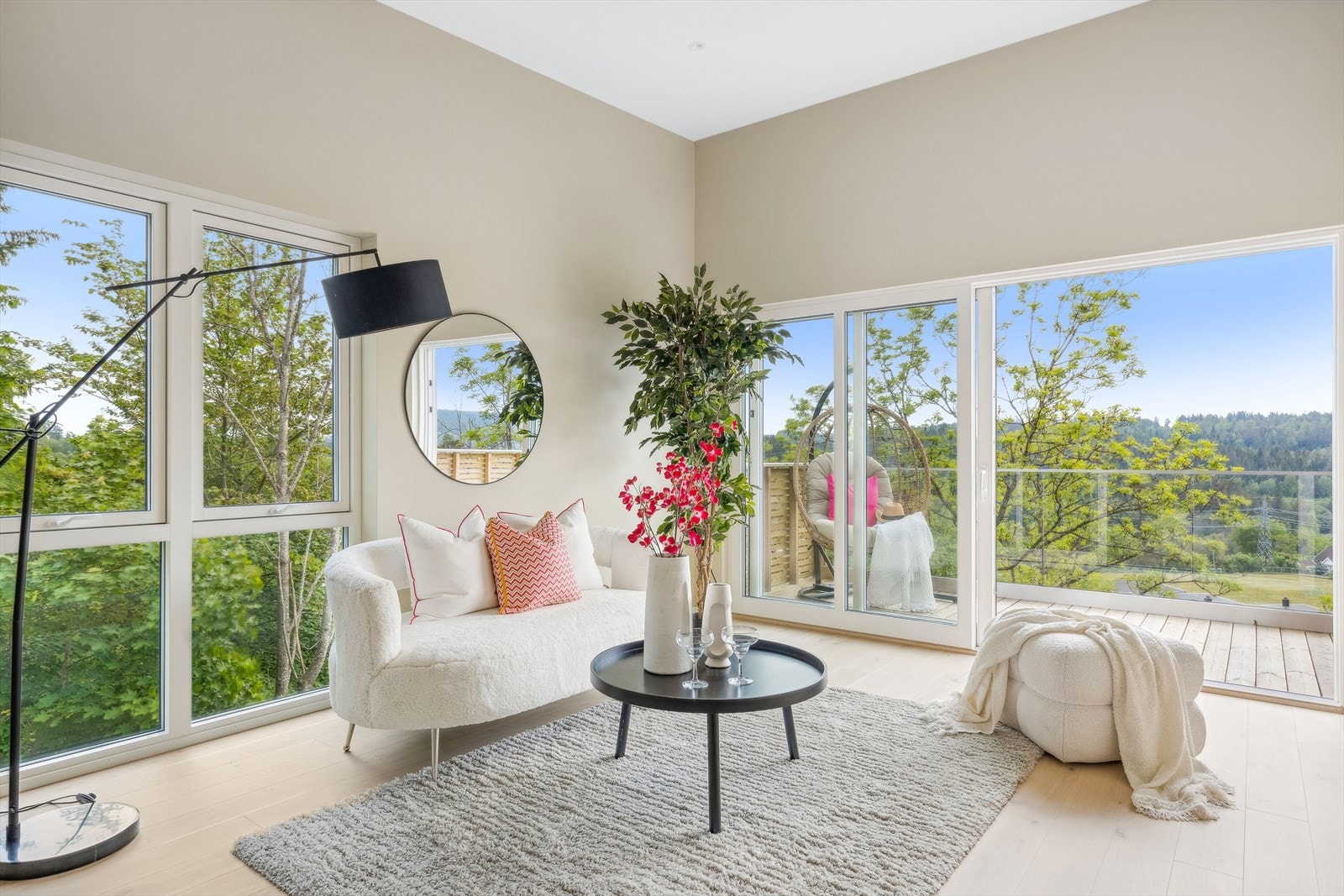 Stor og fin stue i 2.etg. Galleribilde