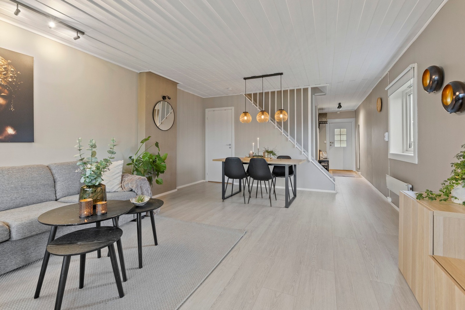 De lyse overflatene gir et godt utgangspunkt for personlig innredning Galleribilde