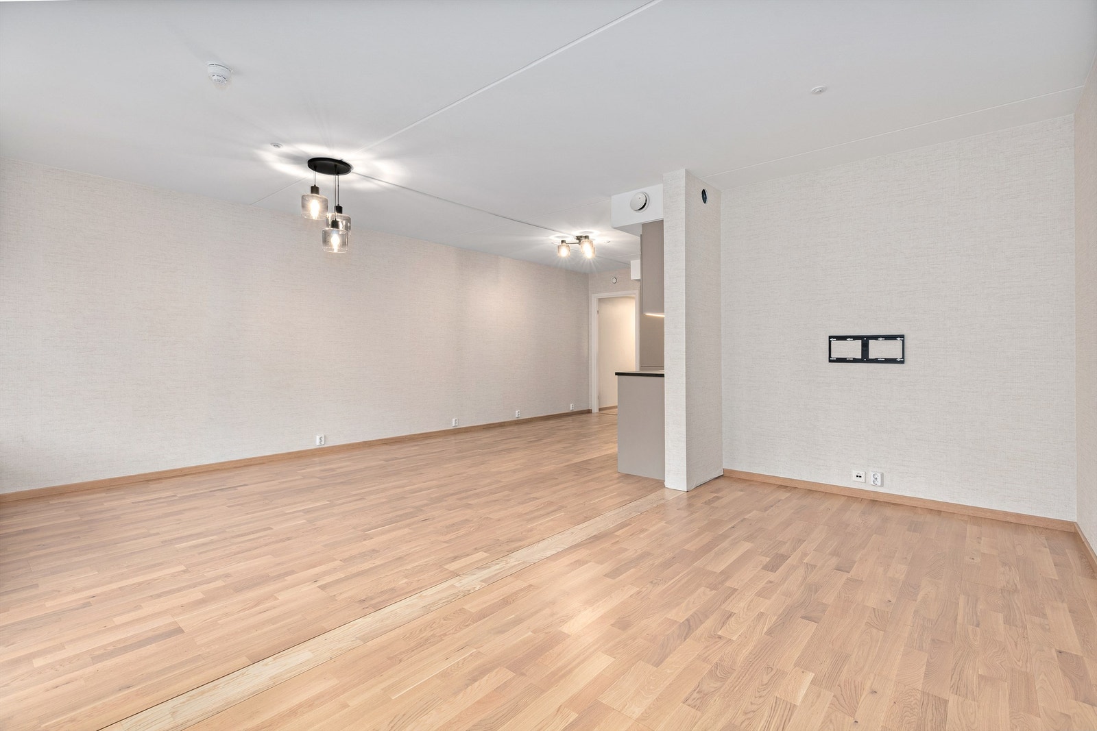 Stor og luftig stue Galleribilde