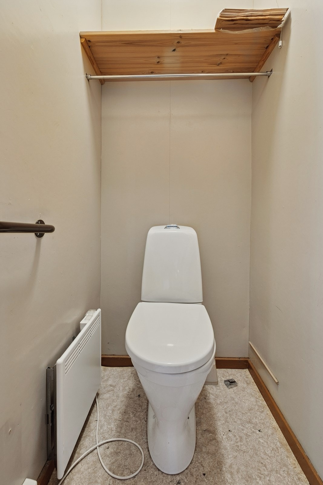 Det er separat toalettrom i første etasje. Galleribilde