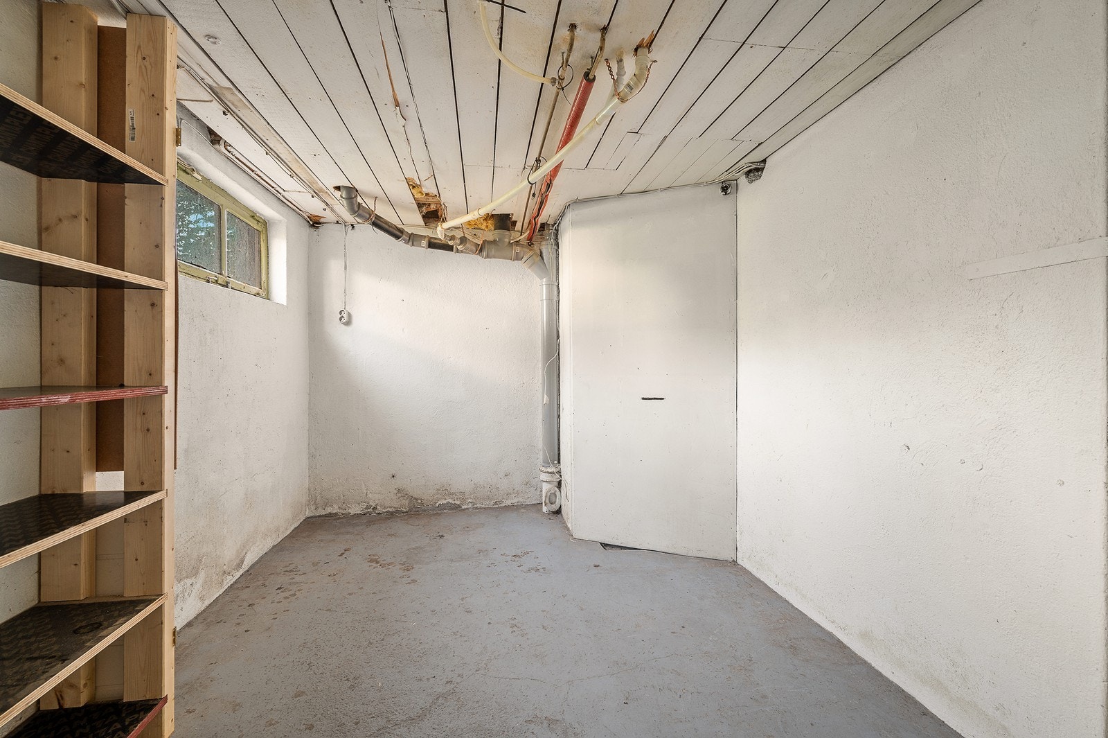 Underetasje. Galleribilde