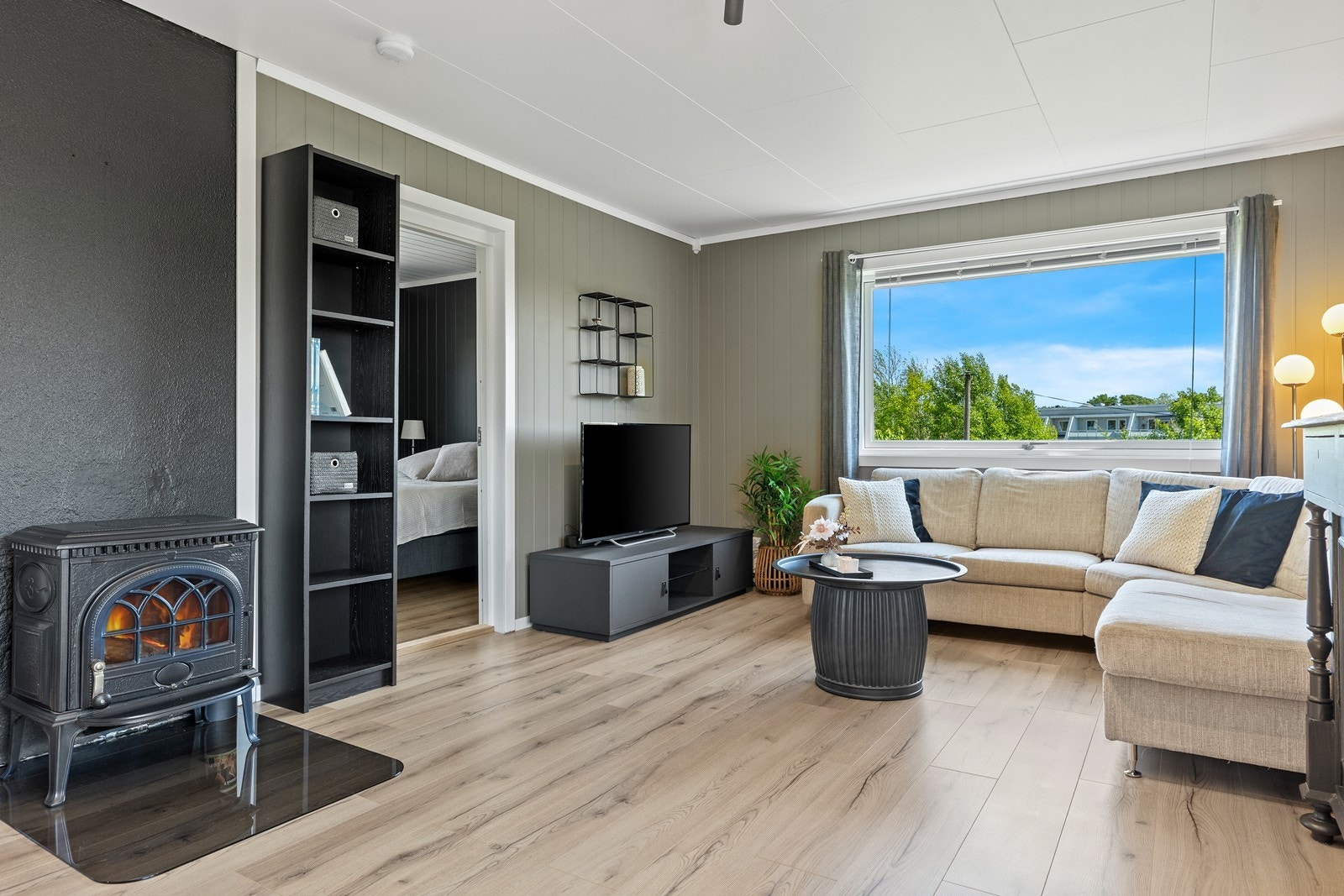 Leiligheten ligger i 2. etasje - rolig og tilbaketrukket Galleribilde