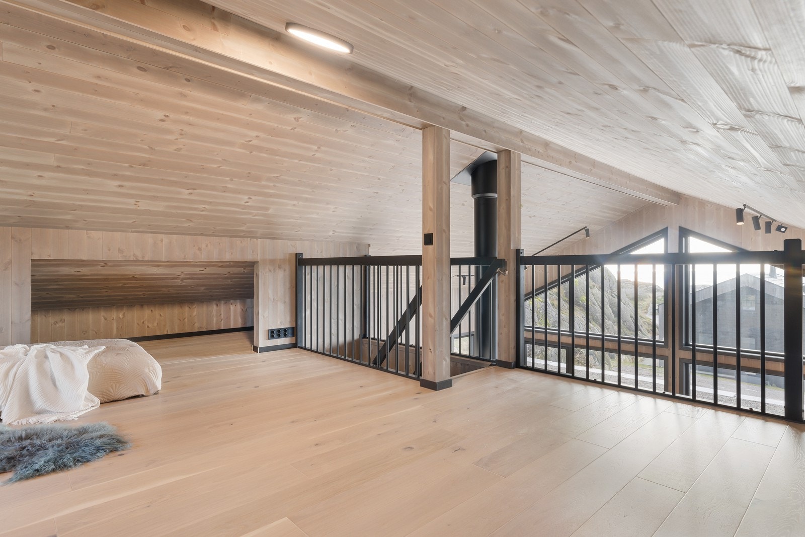 Hems - Havutsikt også fra hems. Galleribilde