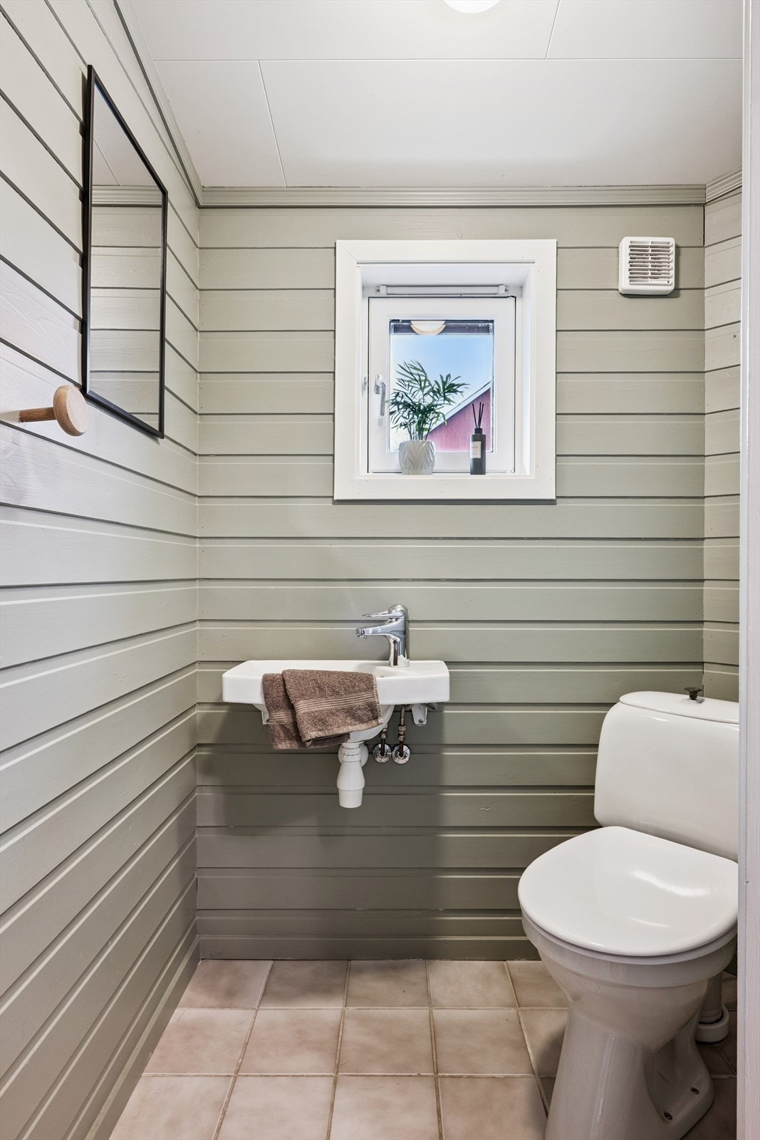 Toalett i 1.etasje. Galleribilde