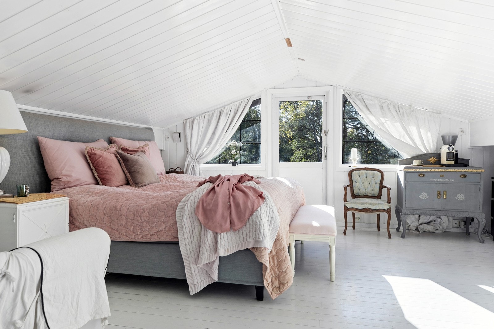 Innredet hems (ikke omsøkt og godkjent til rom for varig opphold). Galleribilde