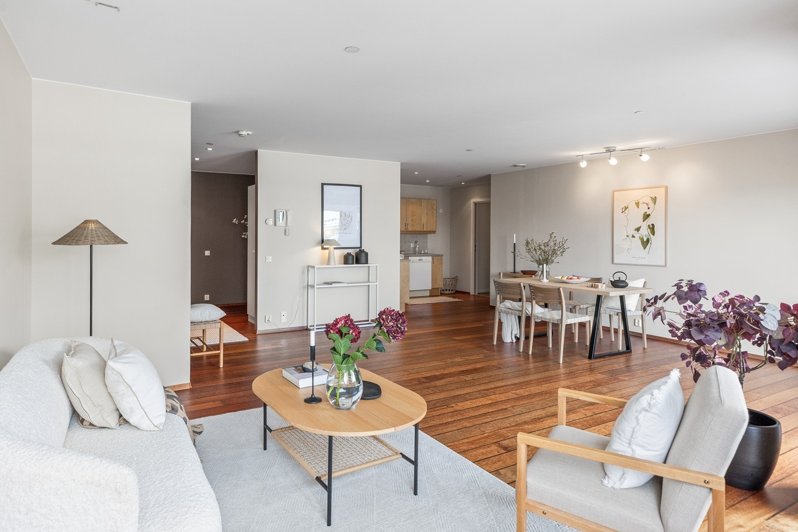 Behov for et ekstra rom? Stuen kan enkelt deles av for å skape et soverom nummer to Galleribilde