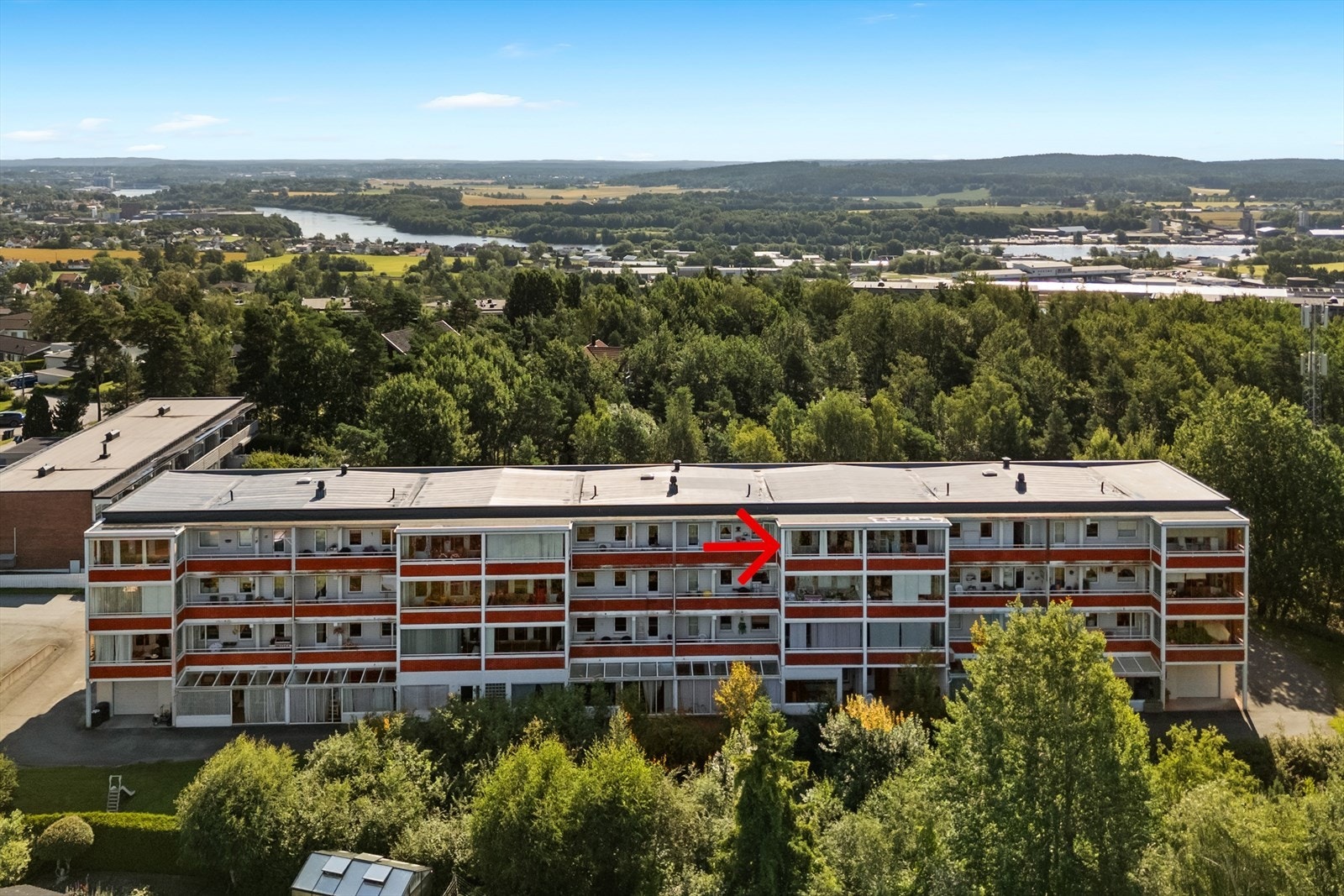 Andreas Halvorsen v/Aktiv Eiendomsmegling presenterer Blåklokkeveien 25B Galleribilde