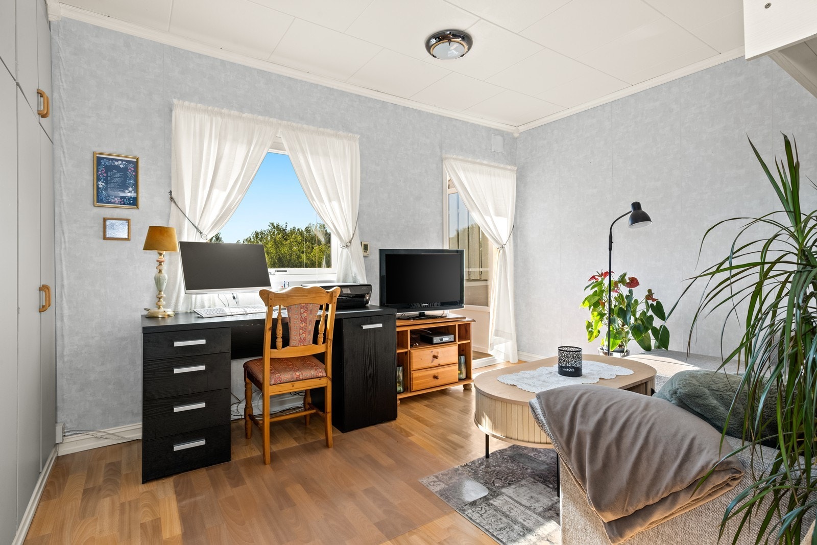 Soverom nummer to passer perfekt som barnerom, gjesterom eller kontor. Galleribilde