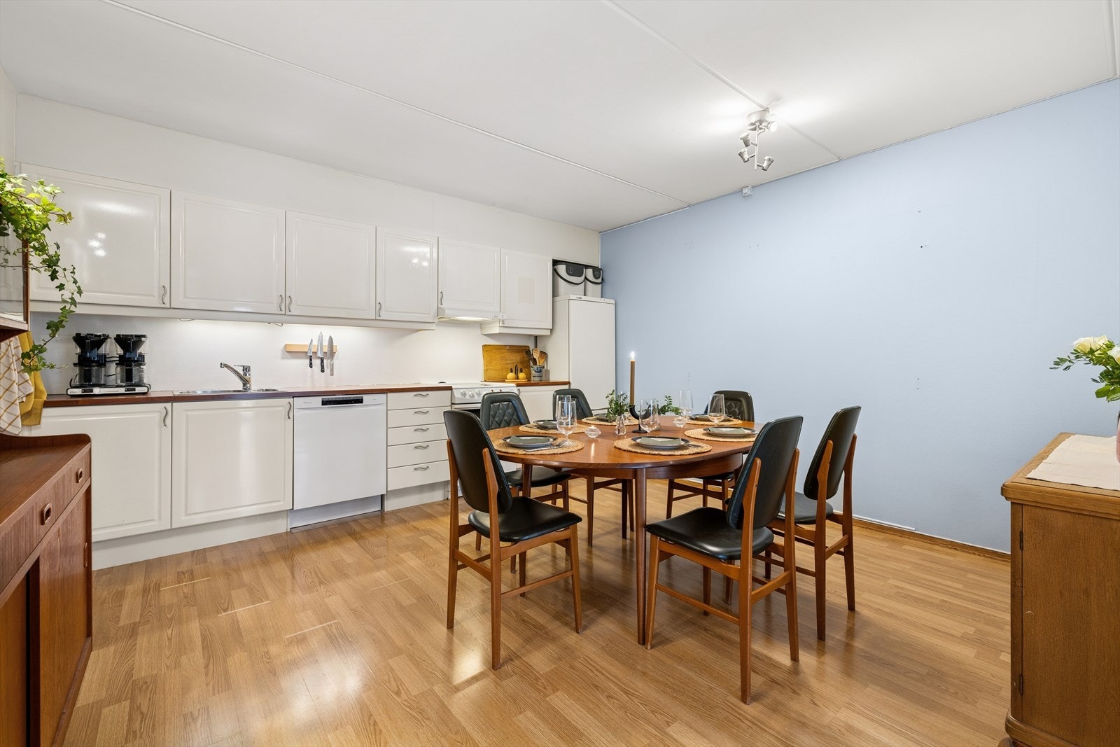 Her kan venner og familie samles rundt bordet for å nyte et bedre måltid sammen. Galleribilde