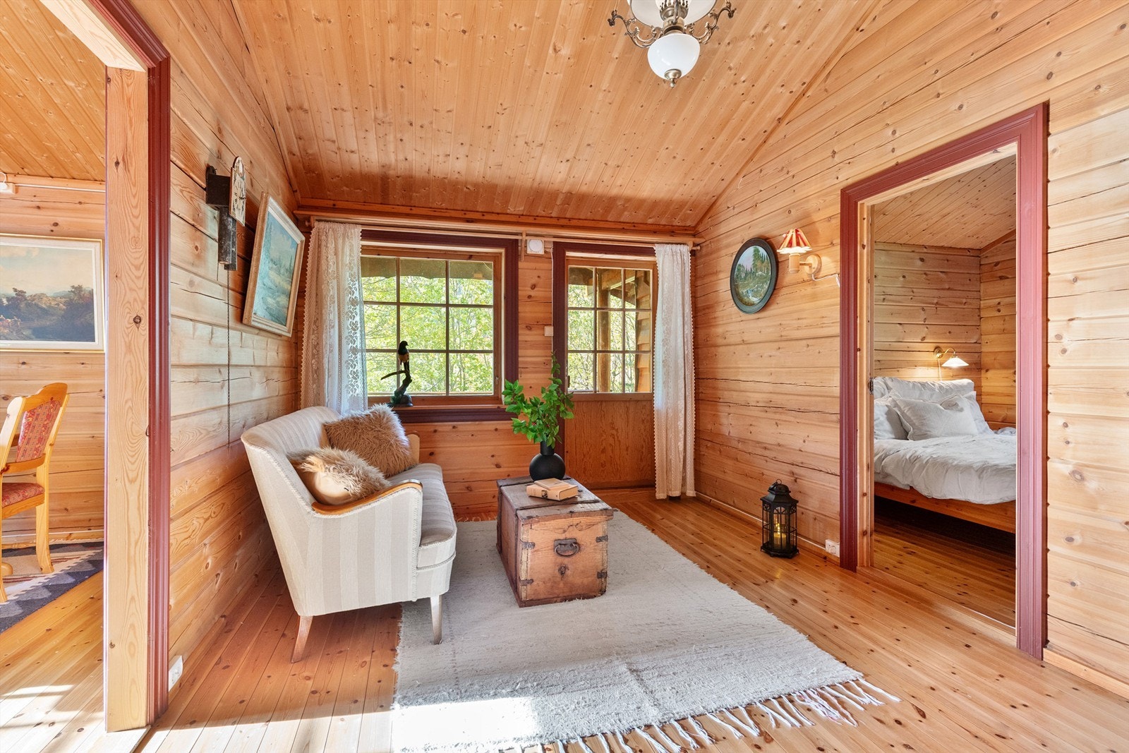 Stue med utgang til terrasse Galleribilde