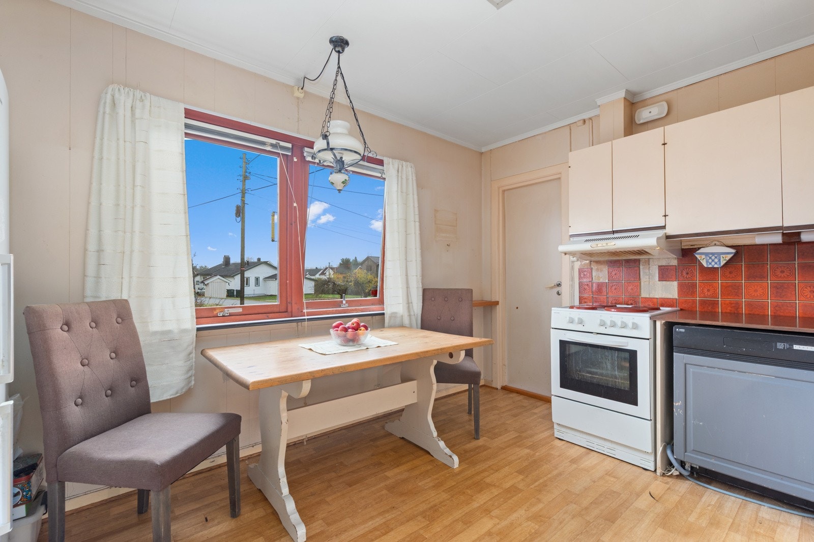 "Pikeværelse" innenfor kjøkkenet Galleribilde