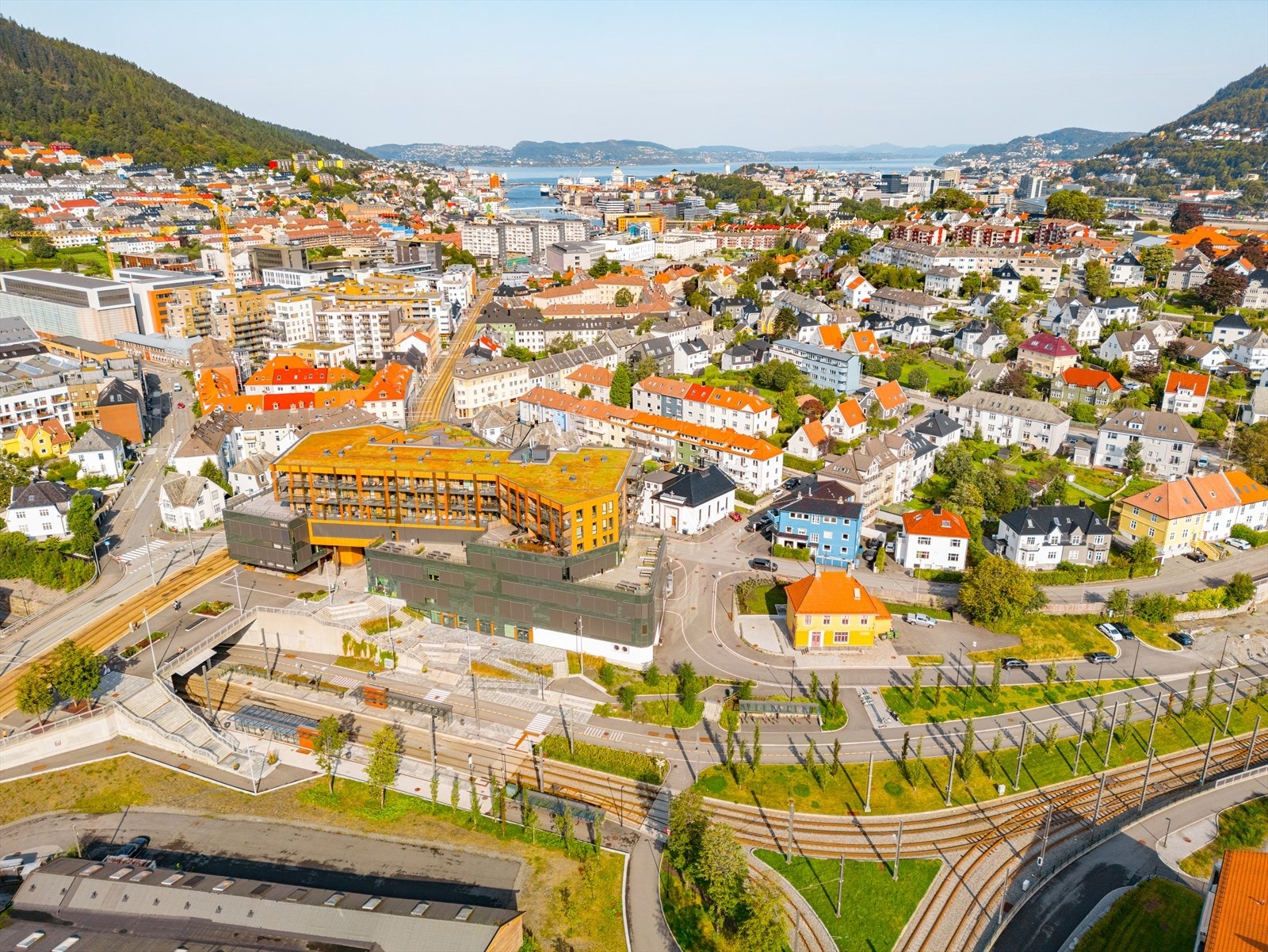 Det er kort vei både til bybanestoppet på Konstad og Danmarksplass Galleribilde
