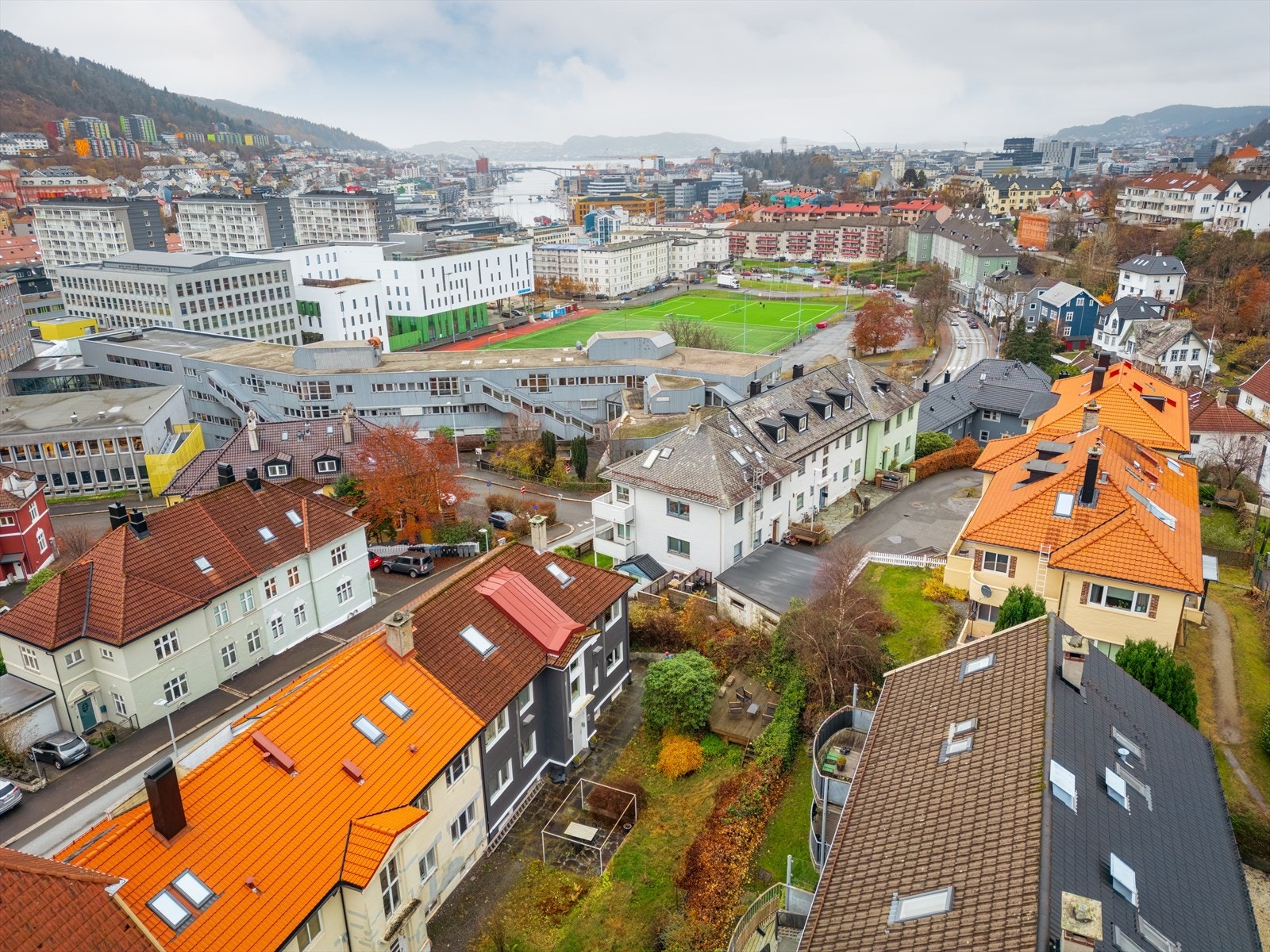 Eiendommen har en meget sentral beliggenhet like ved Danmarksplass Galleribilde