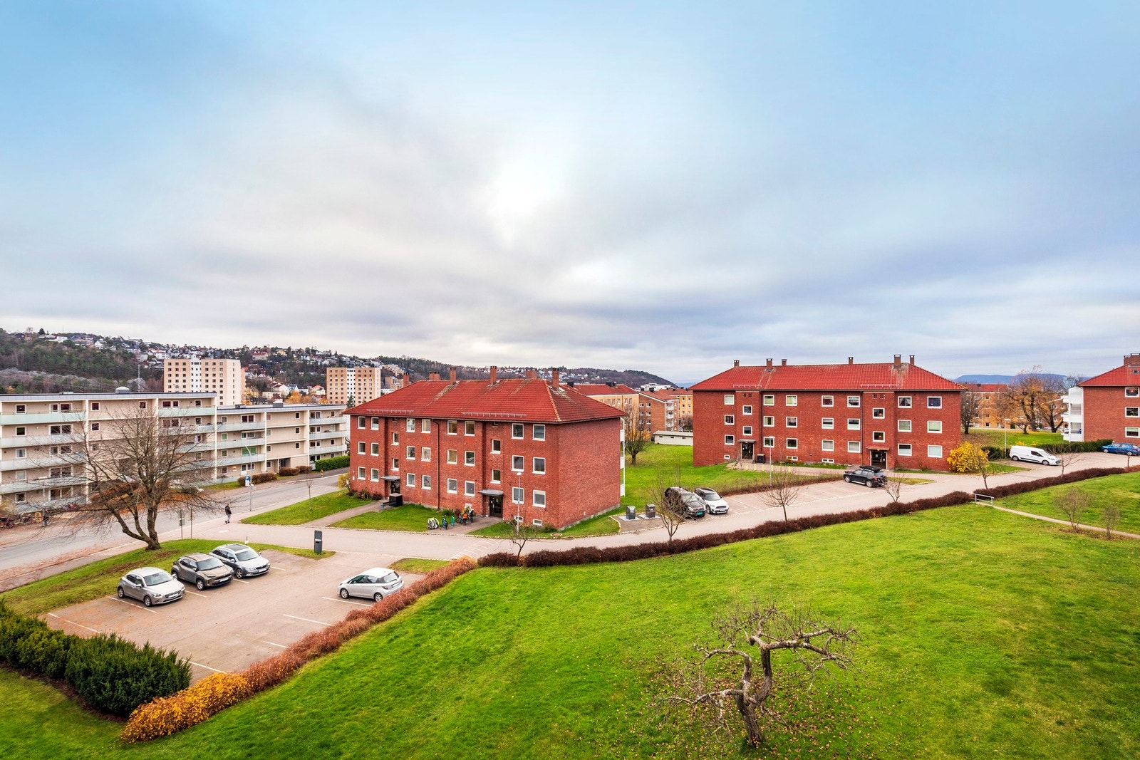 Her ligger alt til rette for at de varme dagene kan nytes med familie og gode venner! Galleribilde