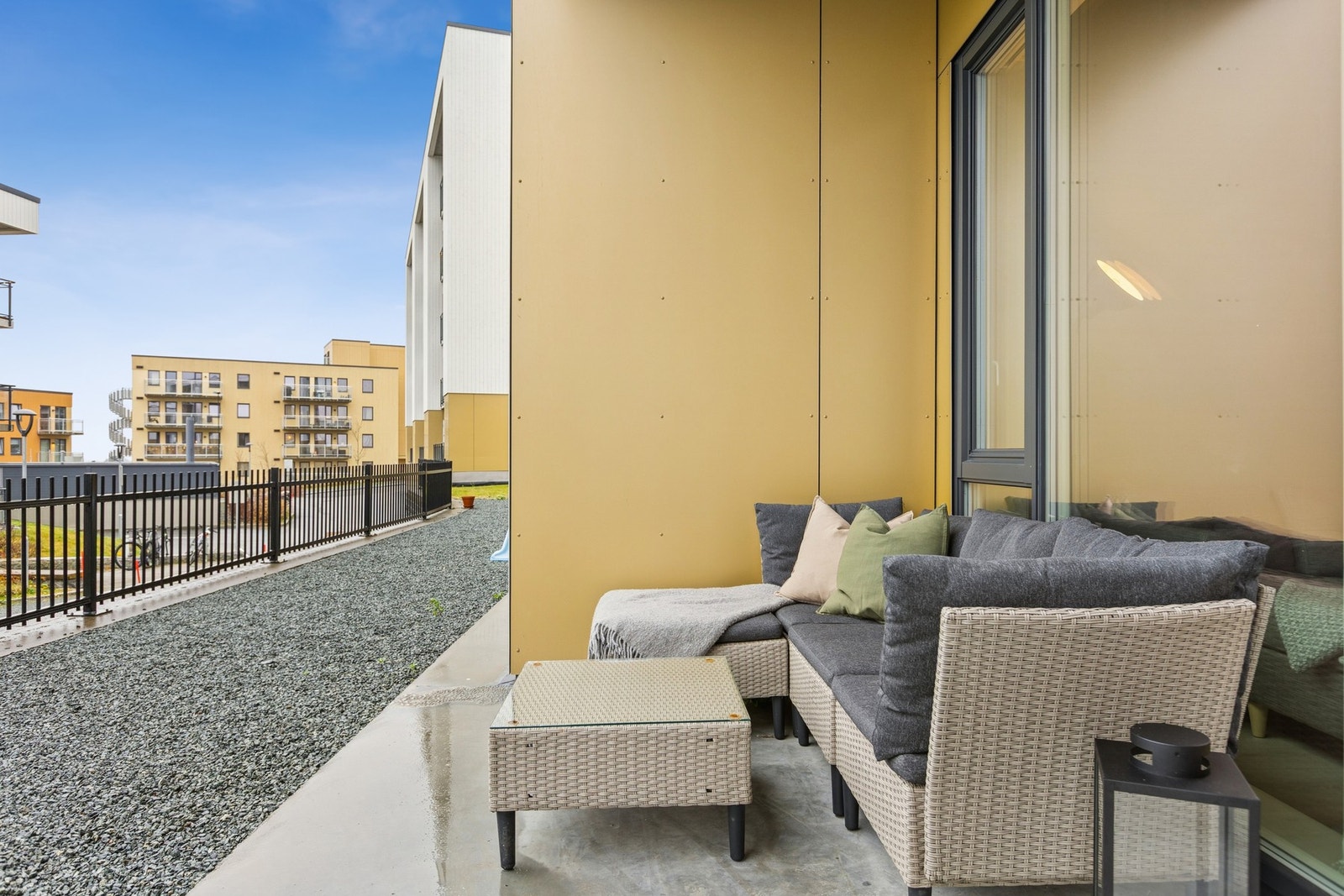 Det er muligheter for leie av p-plass i kjeller. Galleribilde