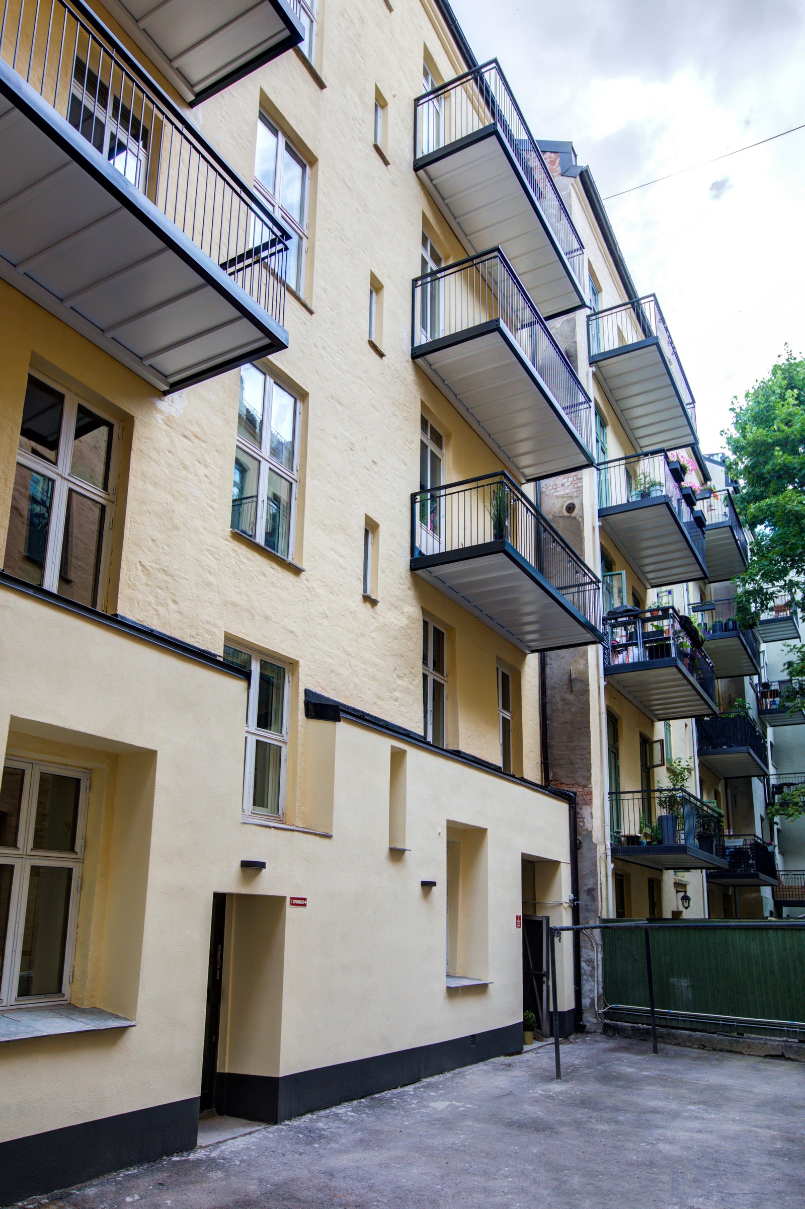 Inngang/fasade Galleribilde