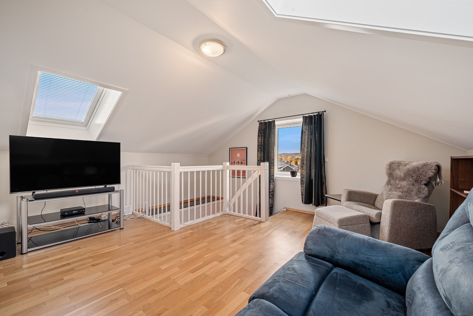 Loftstue Galleribilde