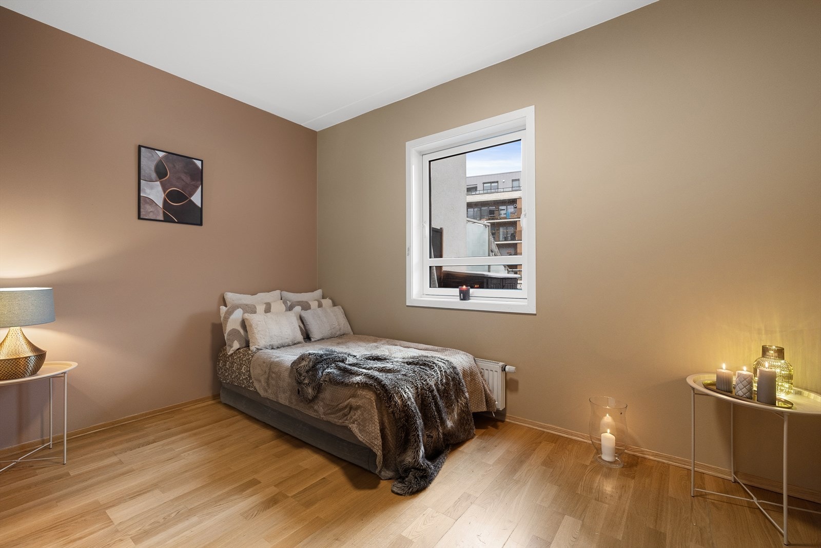 Rommet passer godt som barnerom, gjesterom eller hjemmekontor. Galleribilde