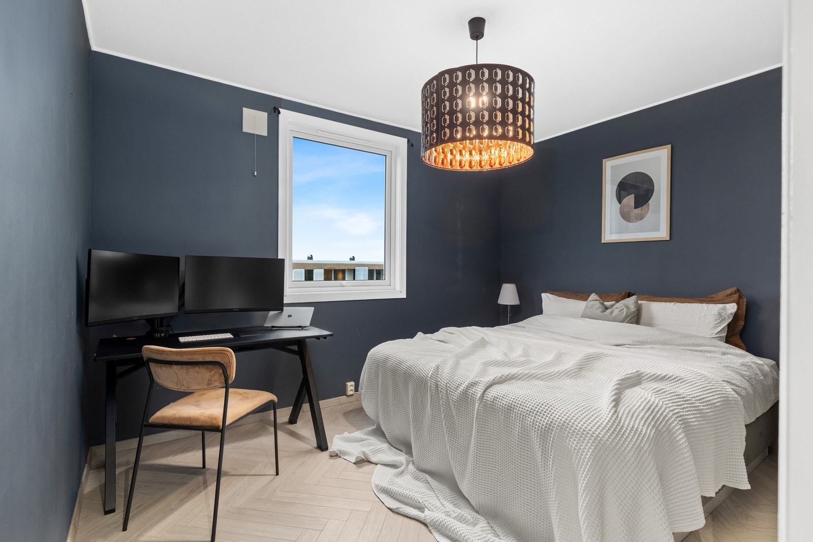 Leiligheten har 2 soverom på hhv. 14,1 og 8,8m². Galleribilde