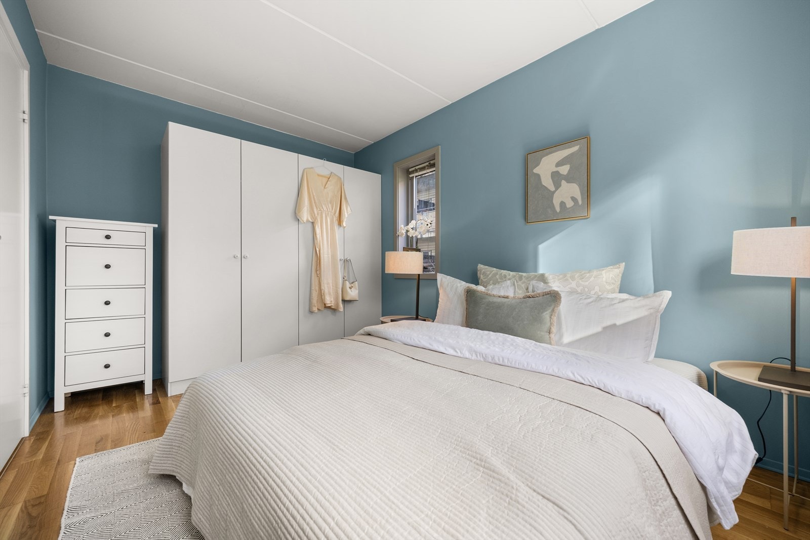 Godt med klesoppbevaring Galleribilde