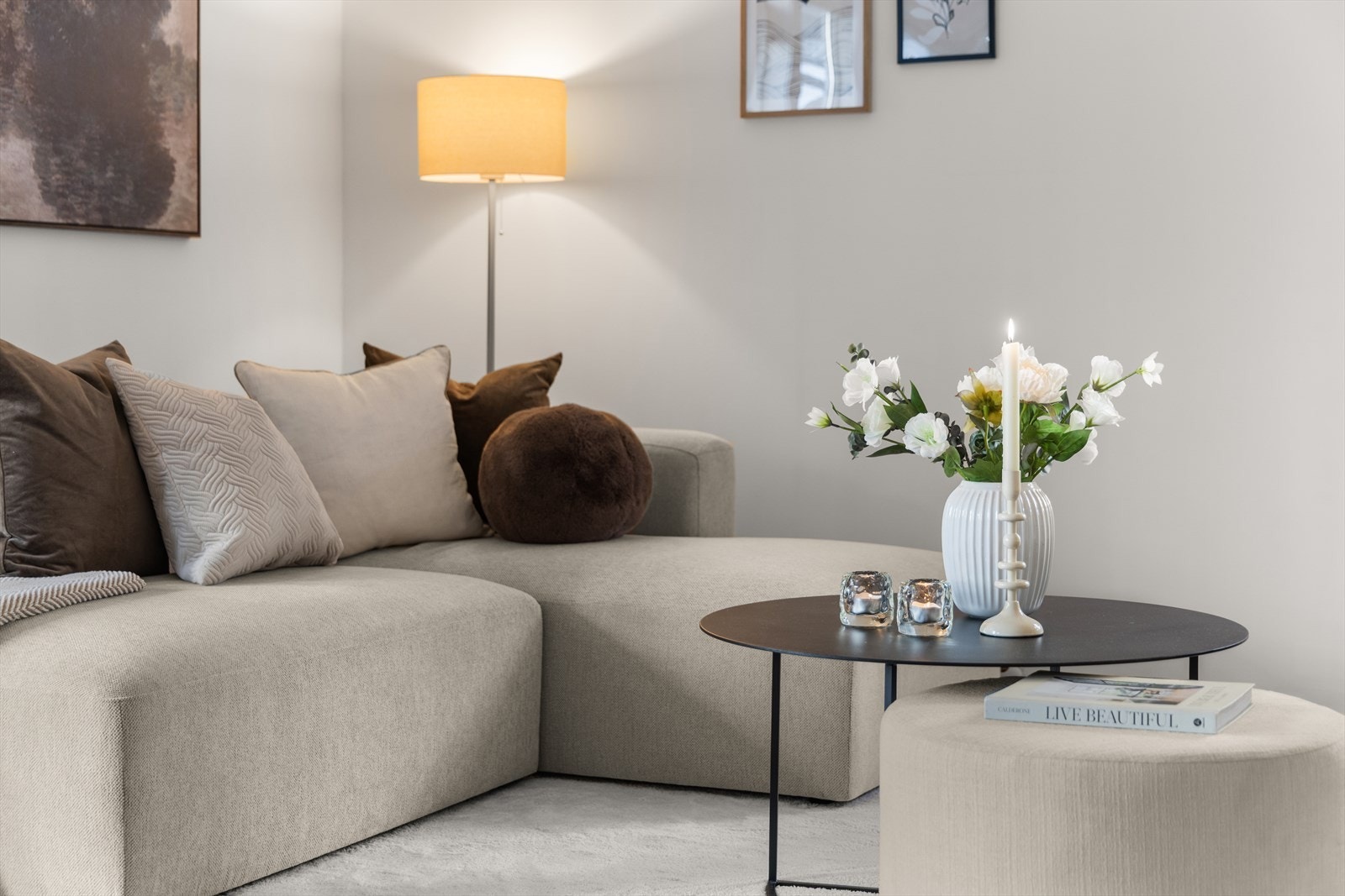 Boligen oppvarmes med radiatorer som er inkludert i felleskostnader a-konto Galleribilde