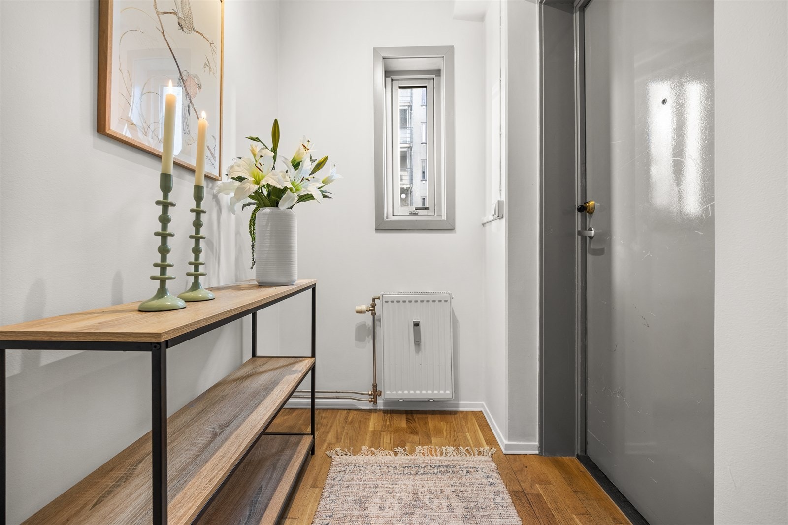 Velkommen hjem! Adkomst via egen inngang fra bakgård Galleribilde