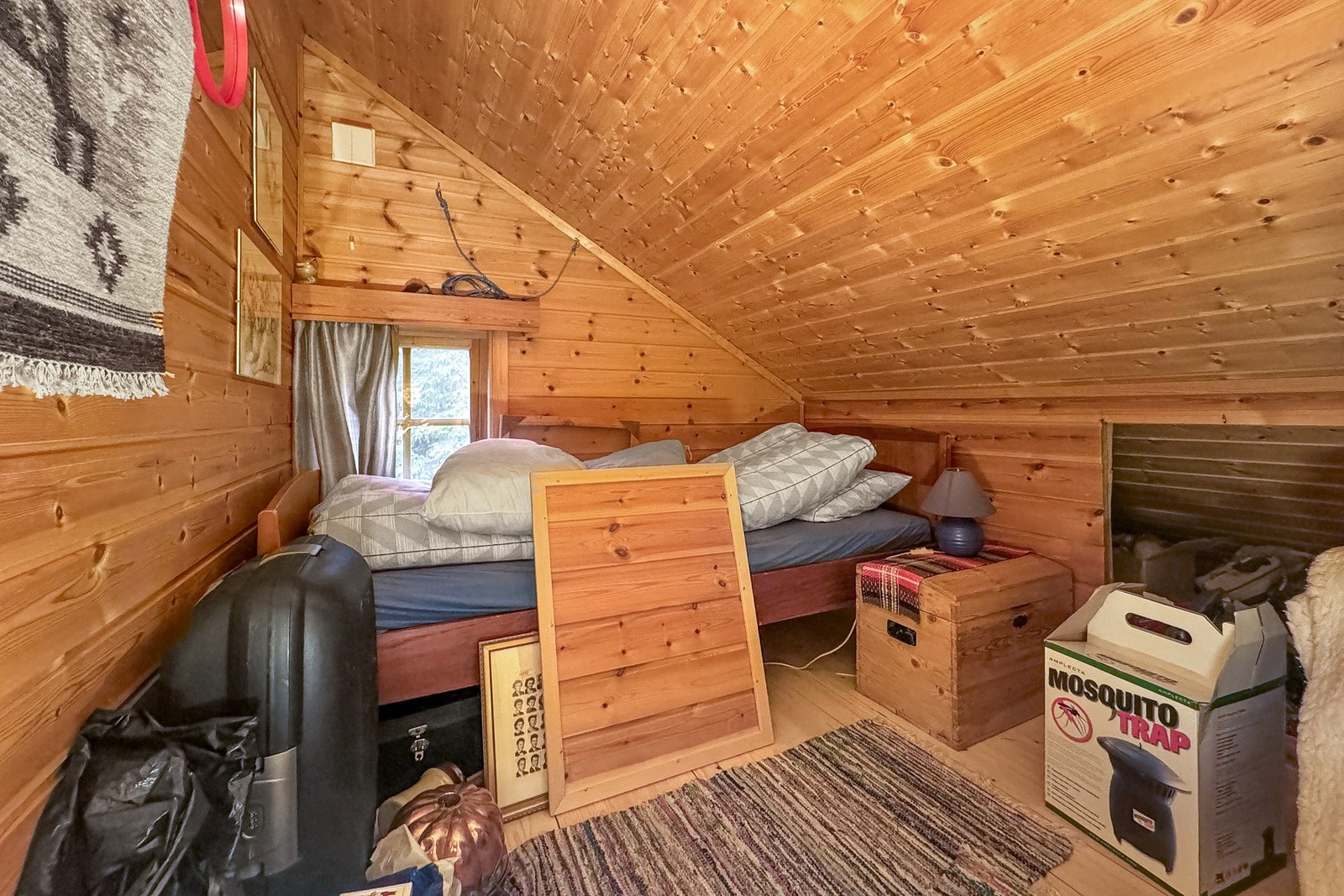 Soverom med adkomst til kott Galleribilde