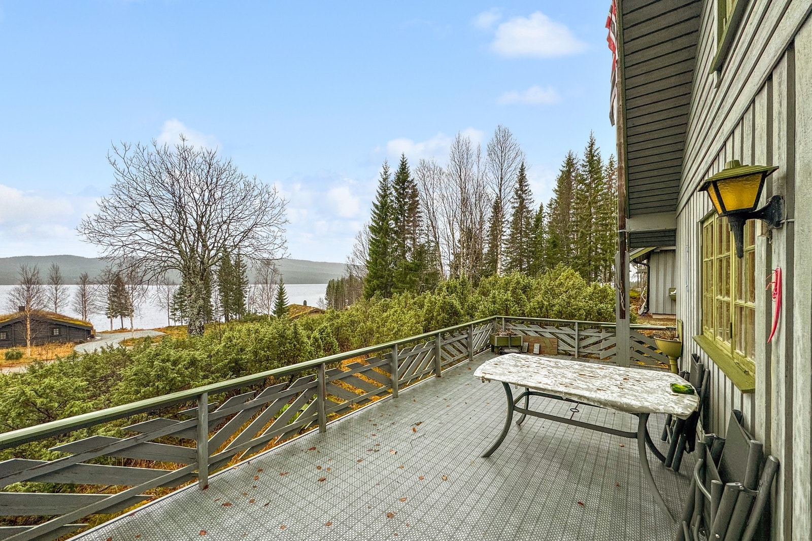 Det er god plass til utemøblement Galleribilde