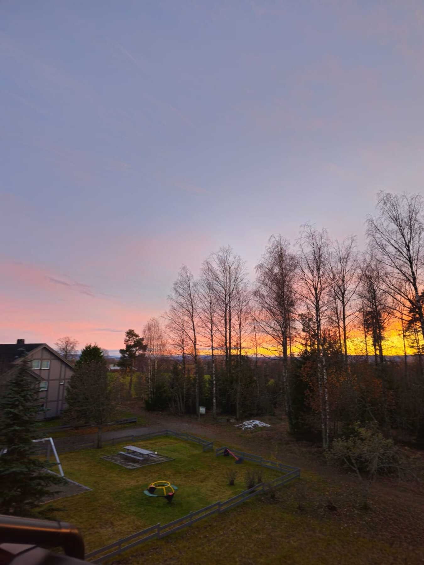 Solnedgangen fra balkongen (bilde tatt av selger). Galleribilde