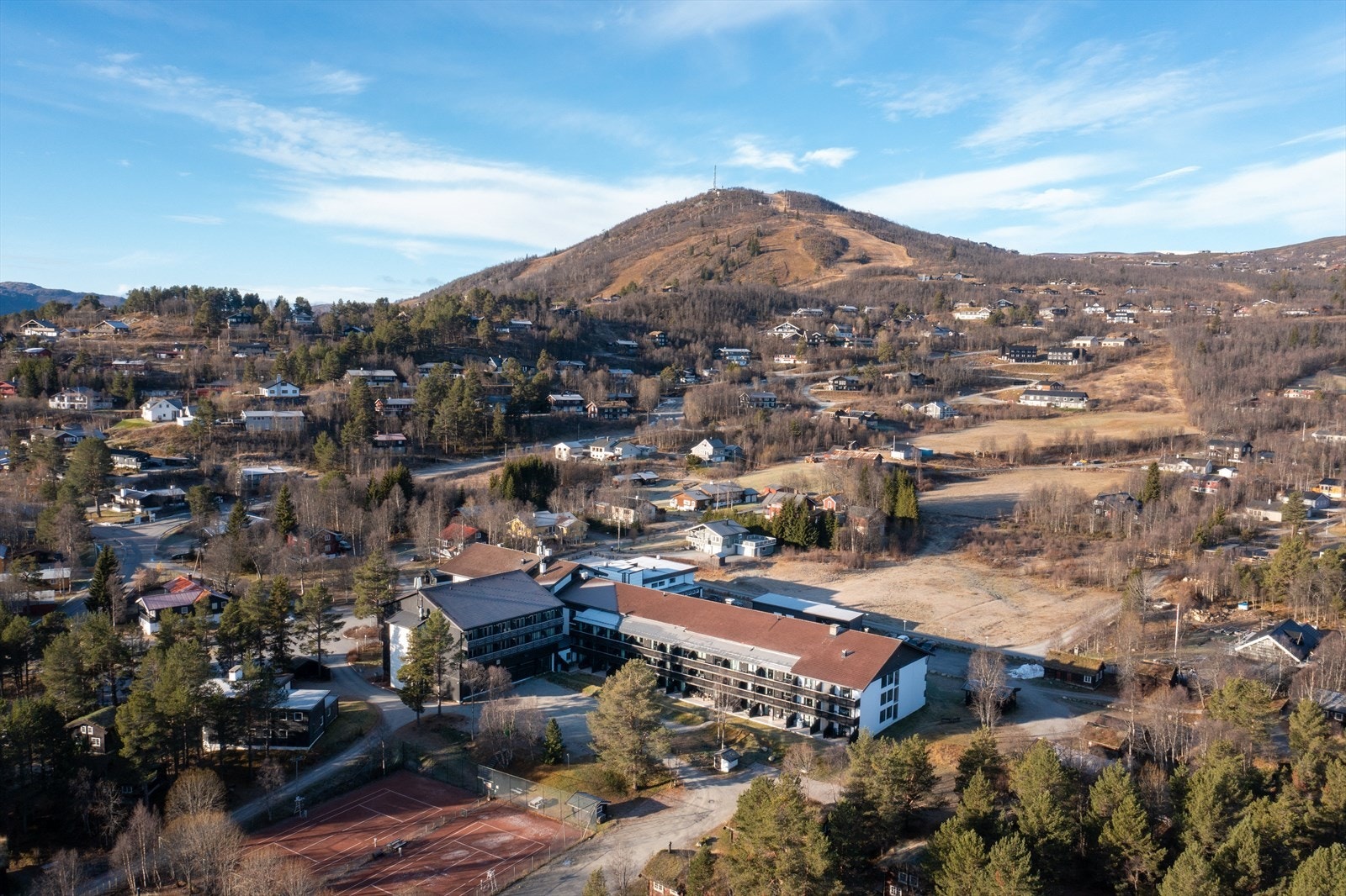 Kort avstand til Geilo sentrum, togstasjon og skiheiser Galleribilde