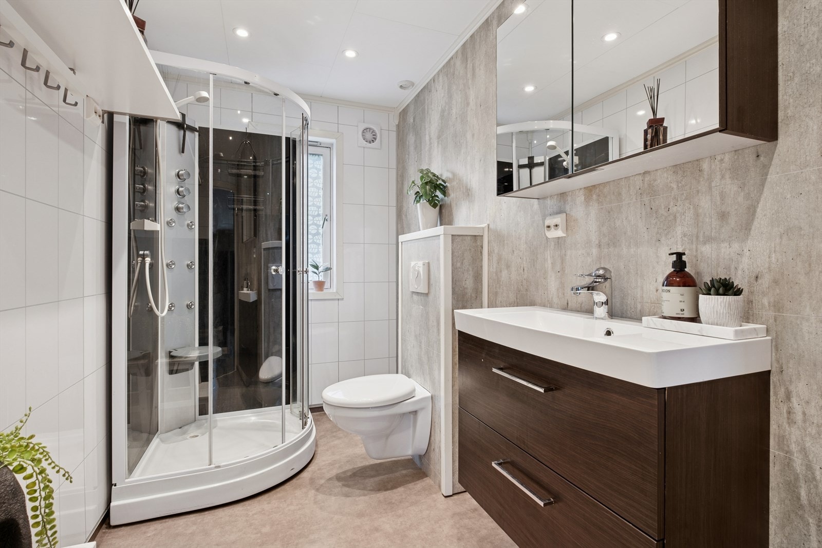 Baderom er pusset opp i 2015. Galleribilde