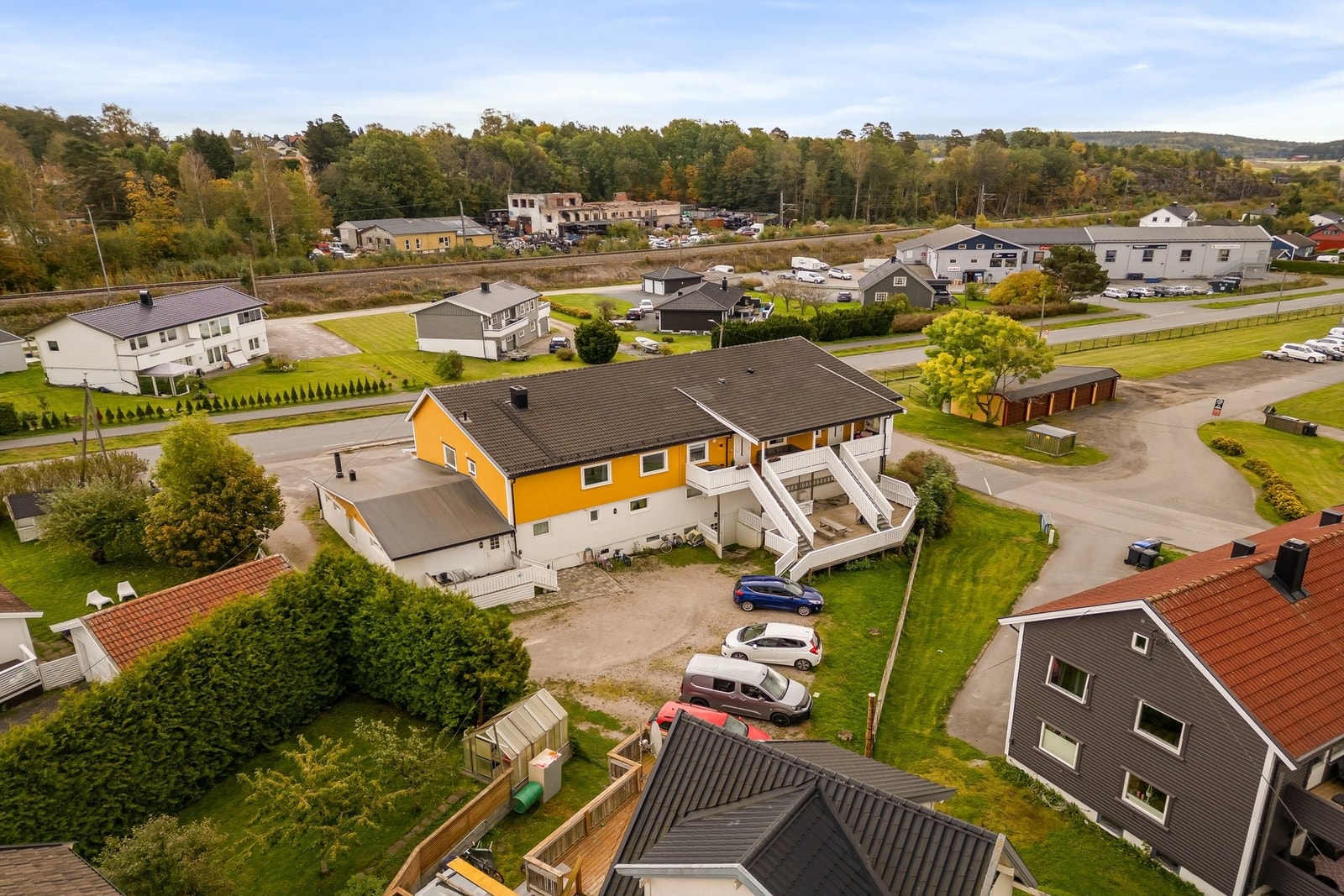 Bygningen er opprinnelig oppført i 1963, og ble omgjort til boliger tidlig på 2000-tallet Galleribilde