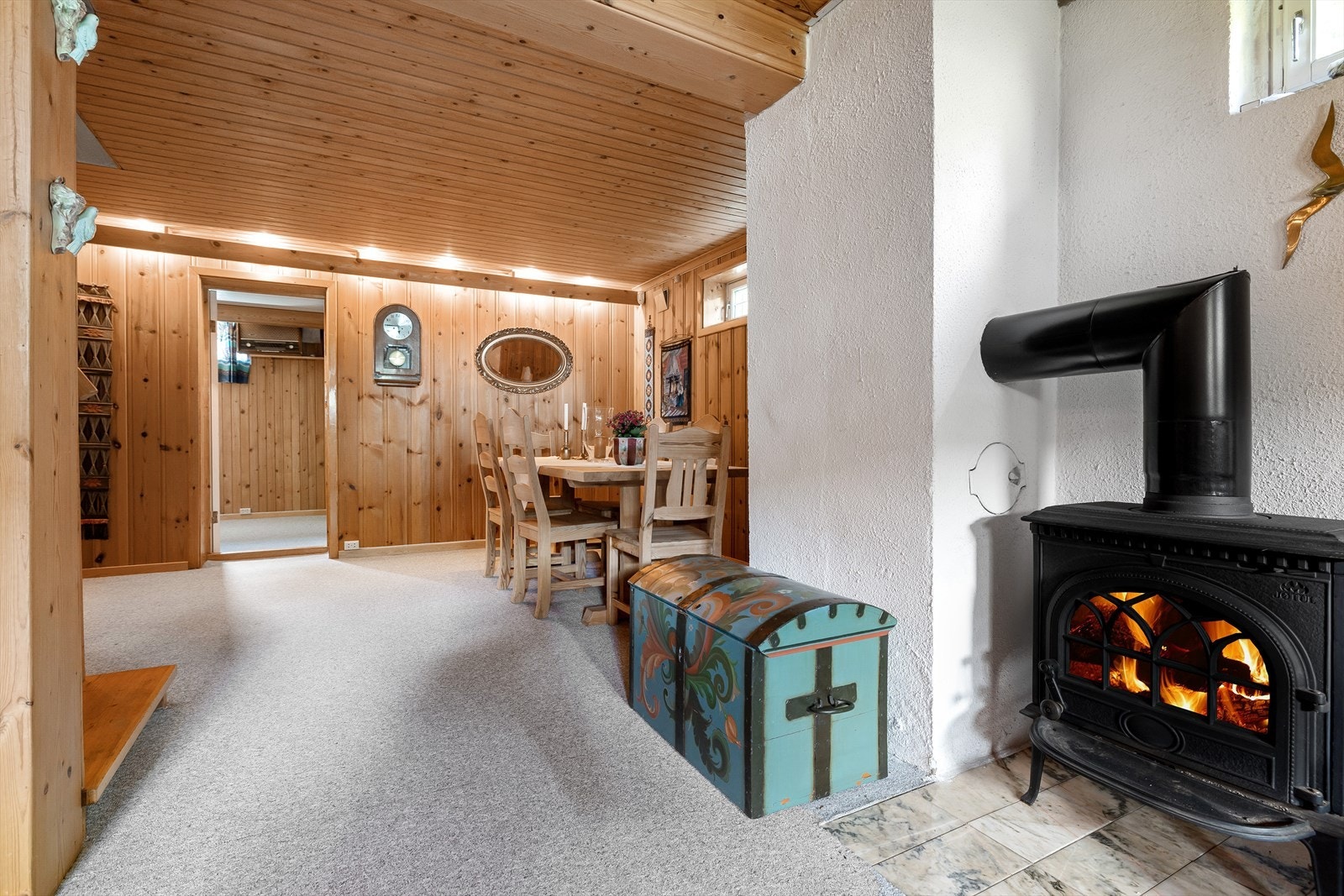 Kjellerstue. Galleribilde