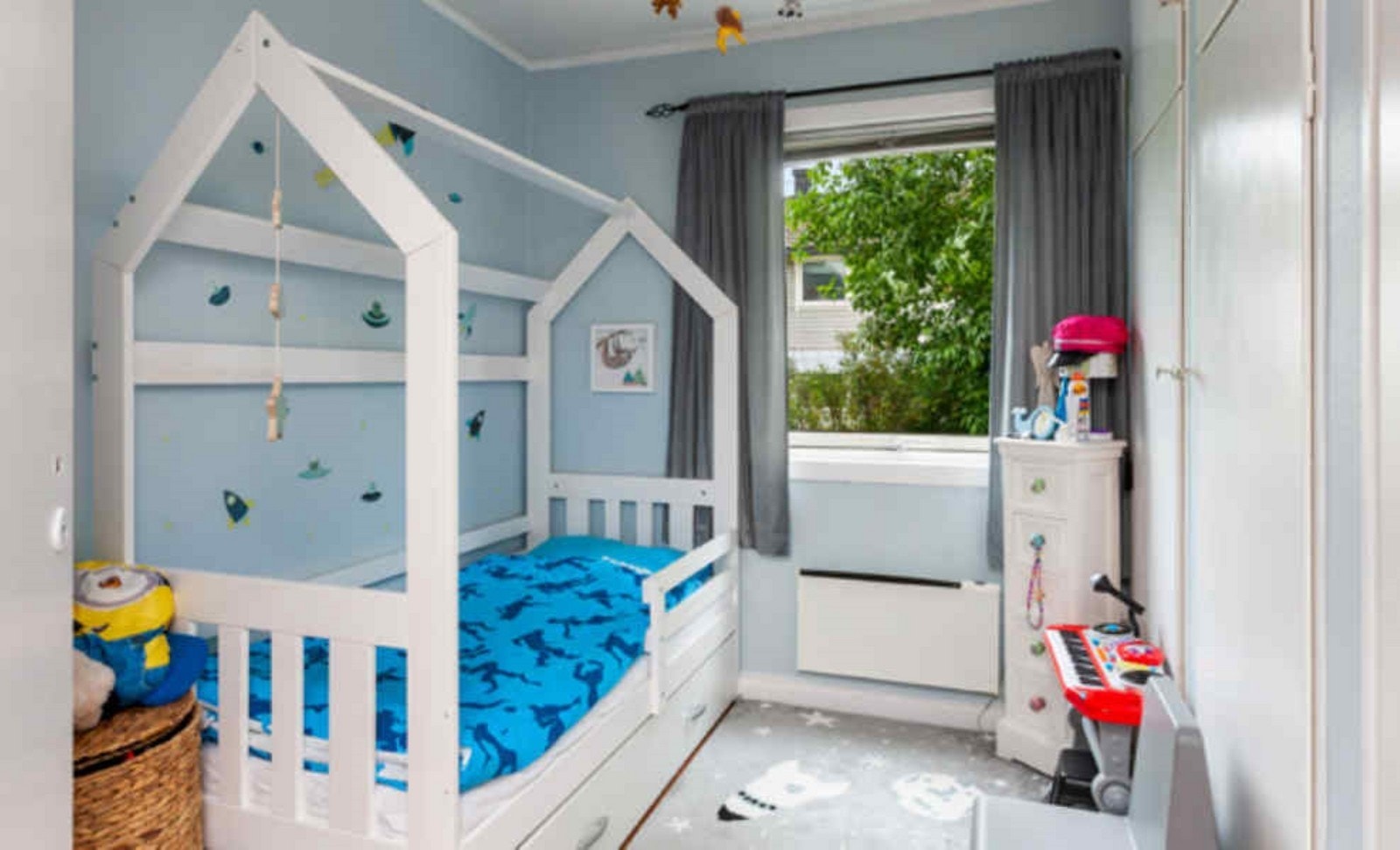 Soverom - Innebygget garderobe Galleribilde