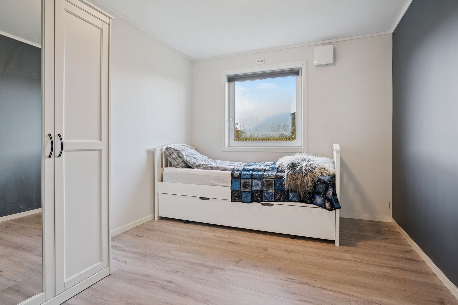 Soverom 2 i 1.etg Galleribilde