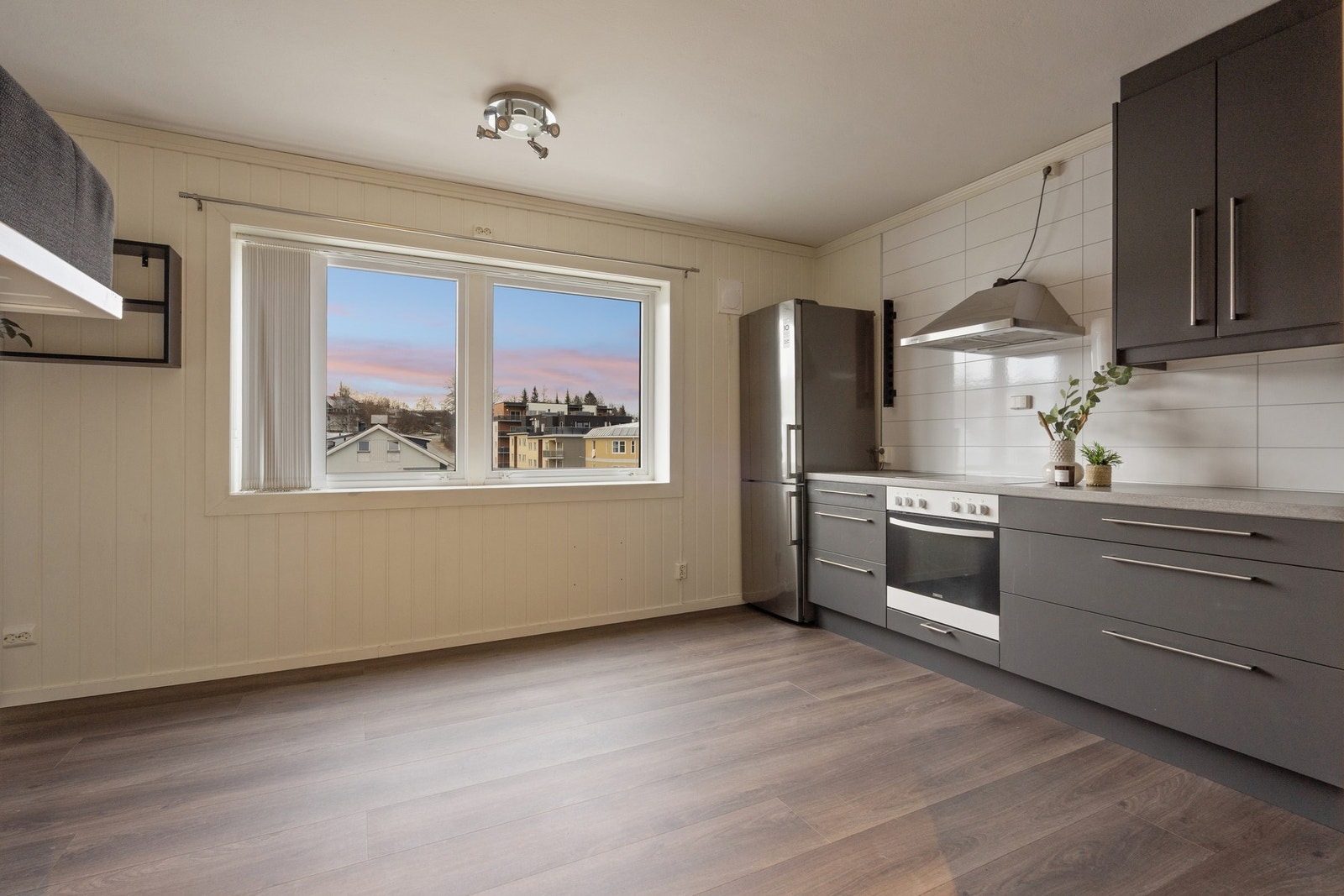 Boligen blir varmet opp med elektrisitet. Galleribilde