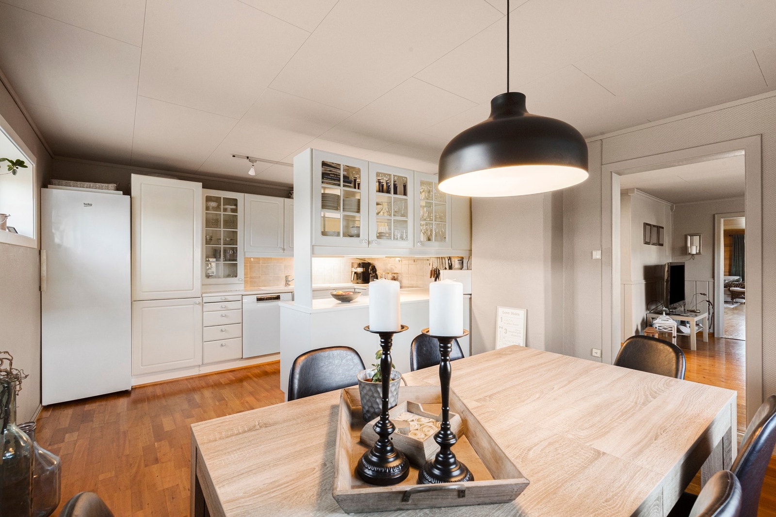 Man har også god plass til utvidelse av kjøkkenet Galleribilde