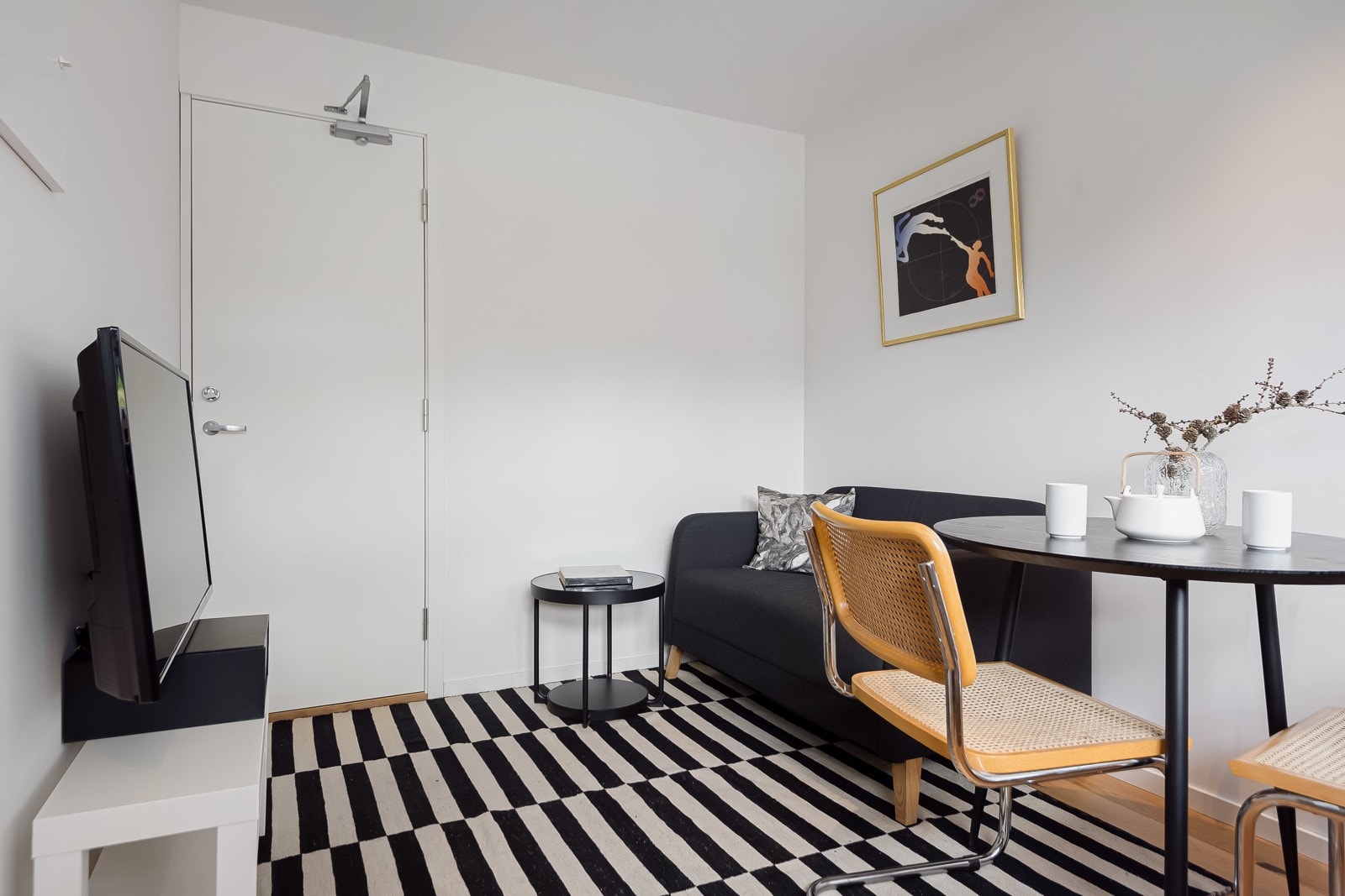 Oppholdsrom i hybeldel. Galleribilde