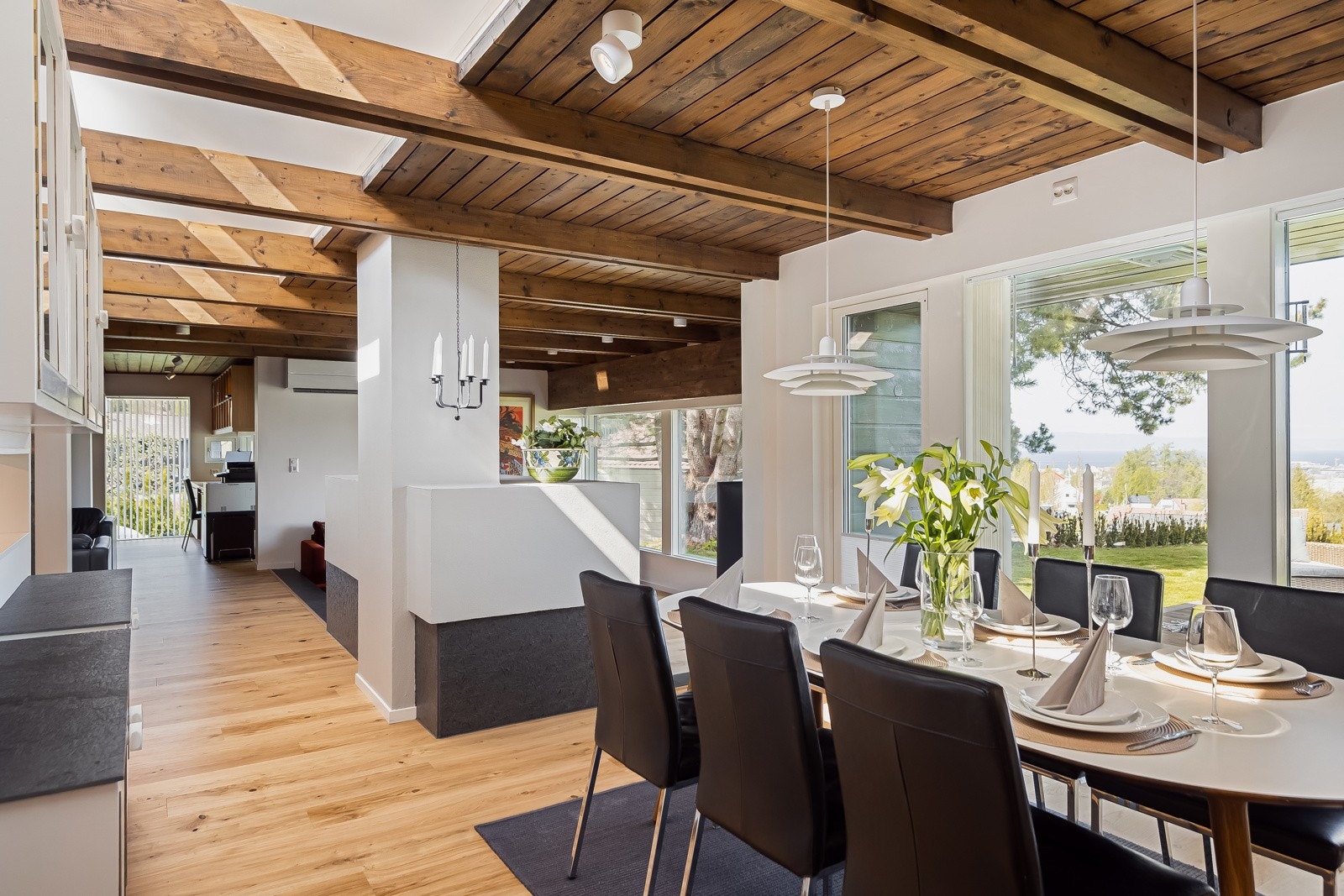 Flotte originale takkupler gir boligen overlys. Galleribilde