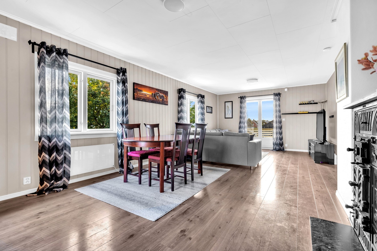 Velkommen til Vigernesgata 5A presentert av Marius Løkken i Krogsveen Galleribilde