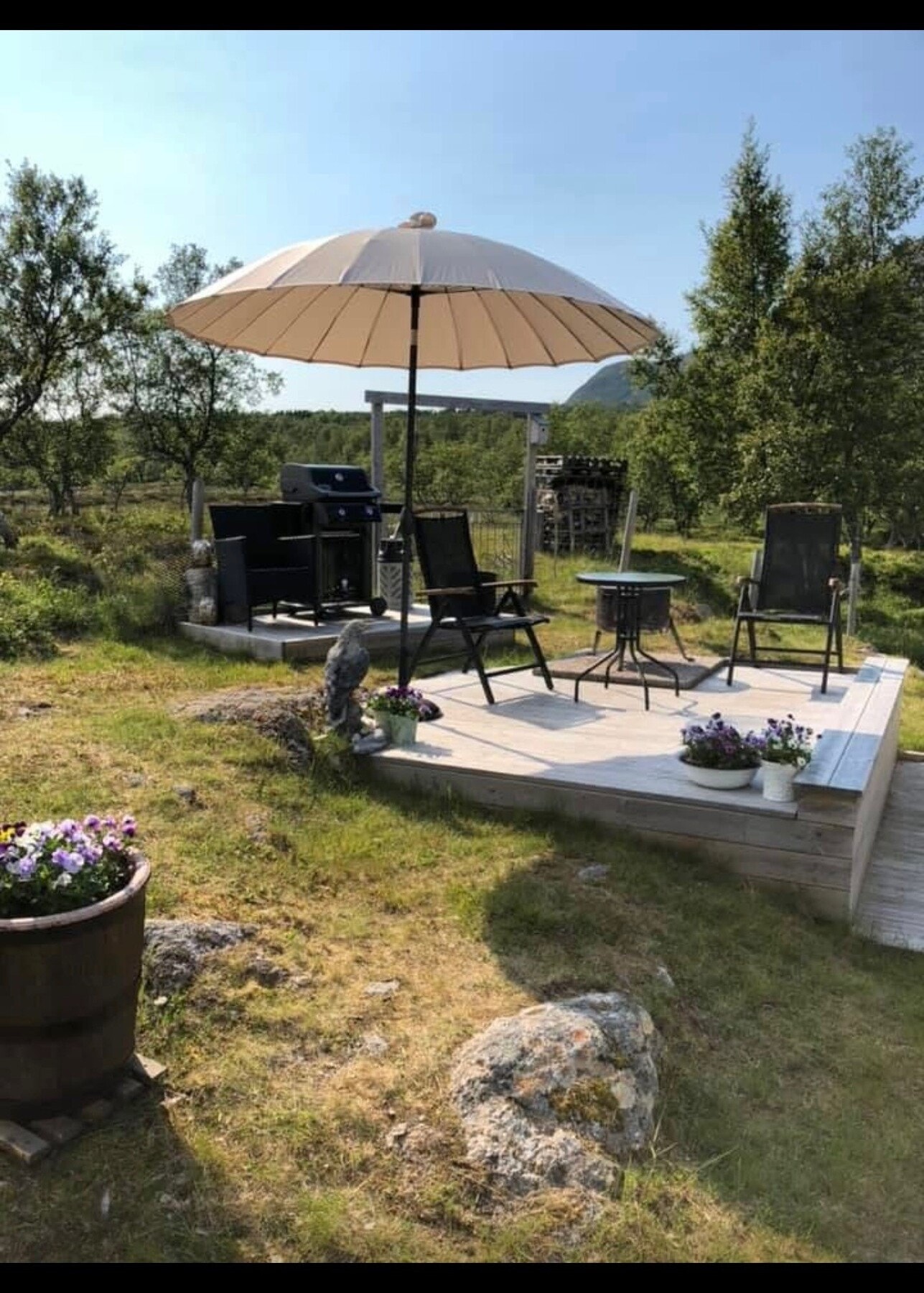 - Selgers egne bilder. Galleribilde