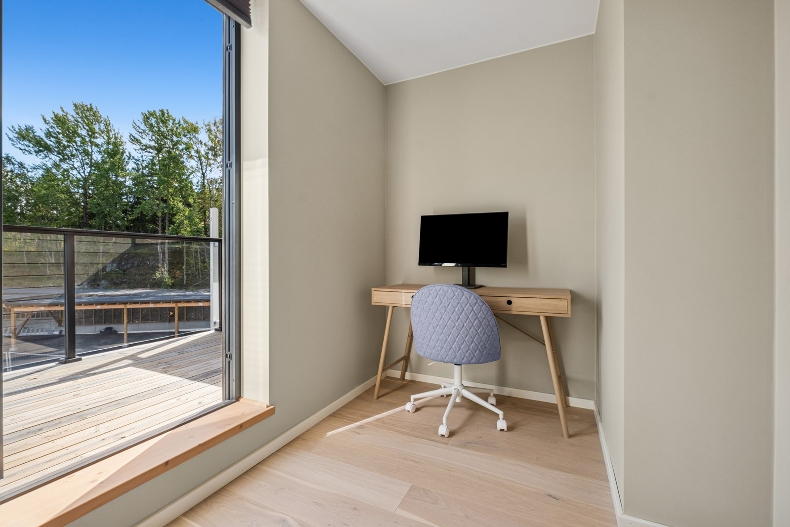 Siste soverommet befinner seg i 3. etasje, med adkomst til terrassen. Galleribilde
